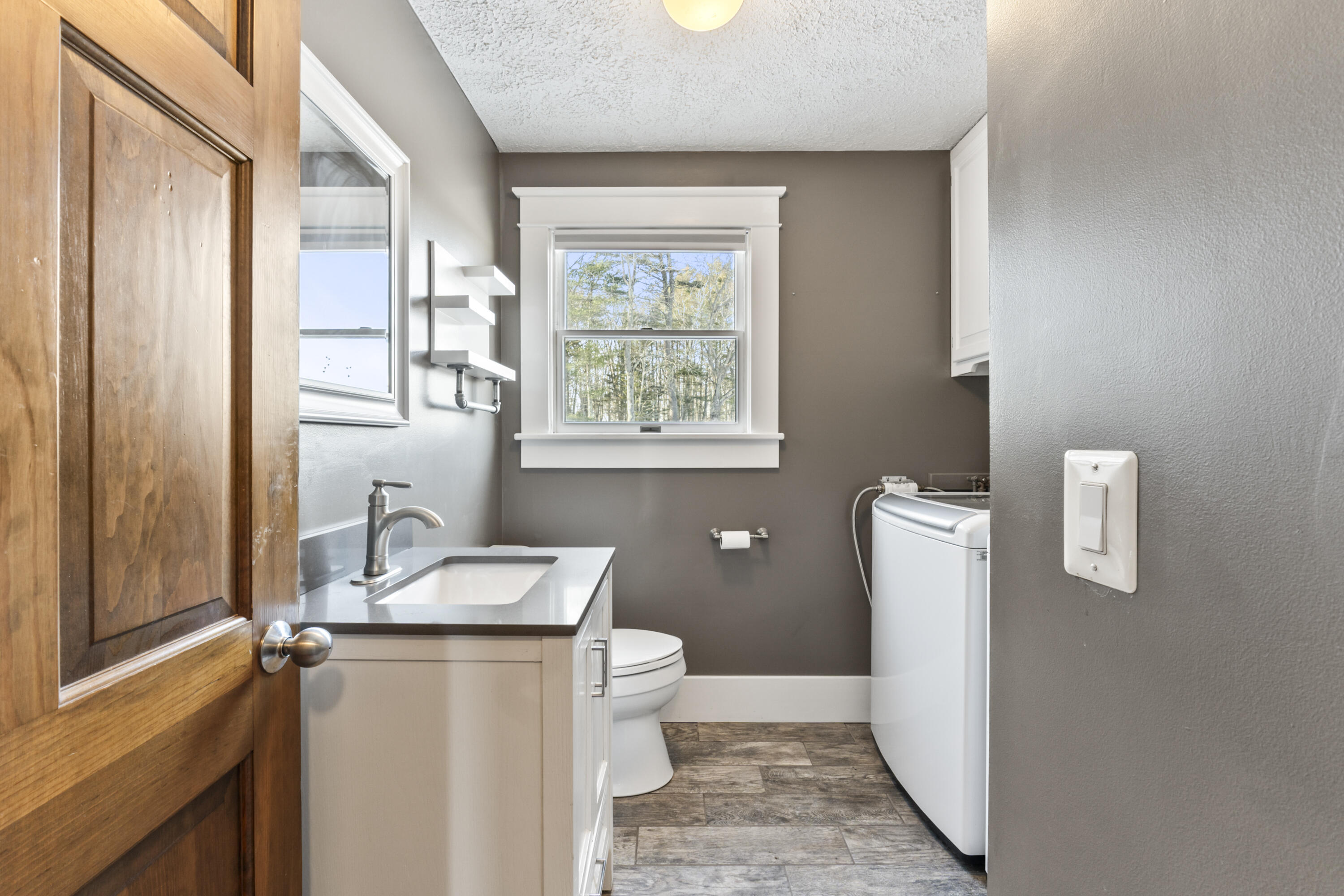 467 Bay Road, Bowdoinham, ME, 04008