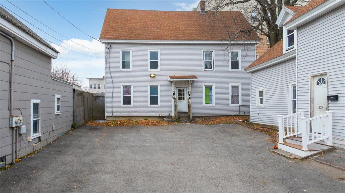227 Blake Street, Lewiston, ME, 04240