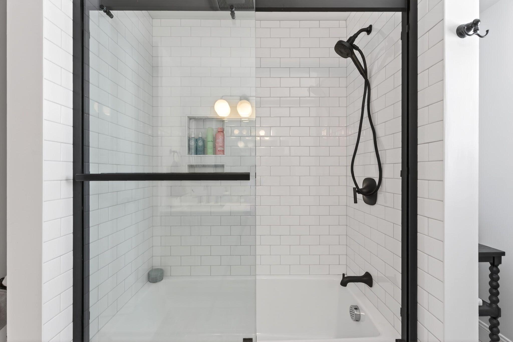 7 Lawn Avenue, Cumberland, ME, 04021