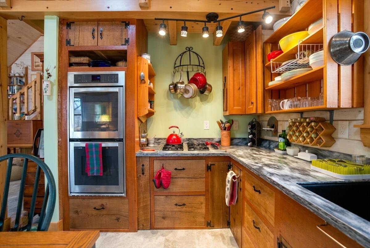 7 Abbott Hill Road, West Paris, ME, 04289