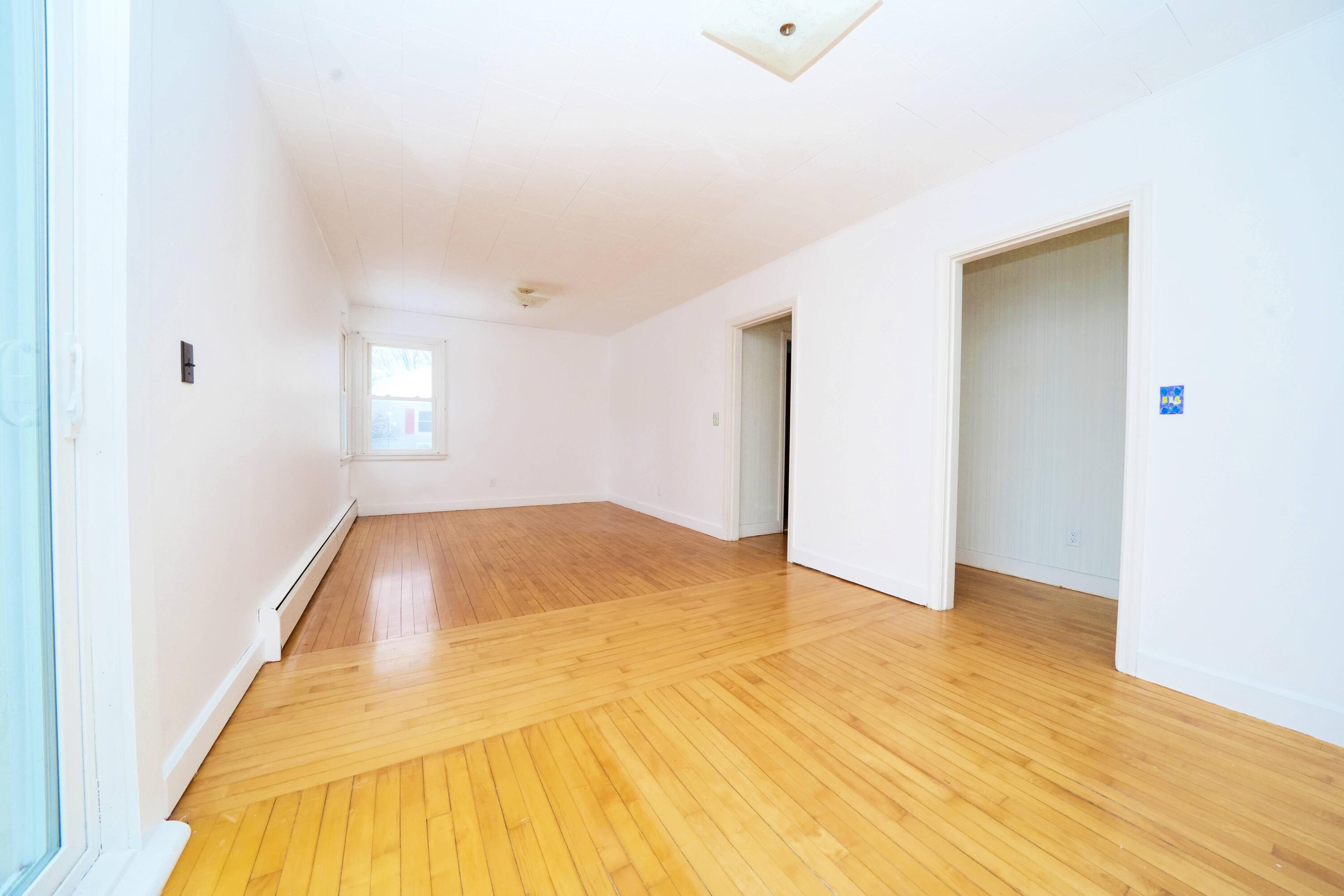 13 Westbrook Terrace, Hampden, ME, 04444