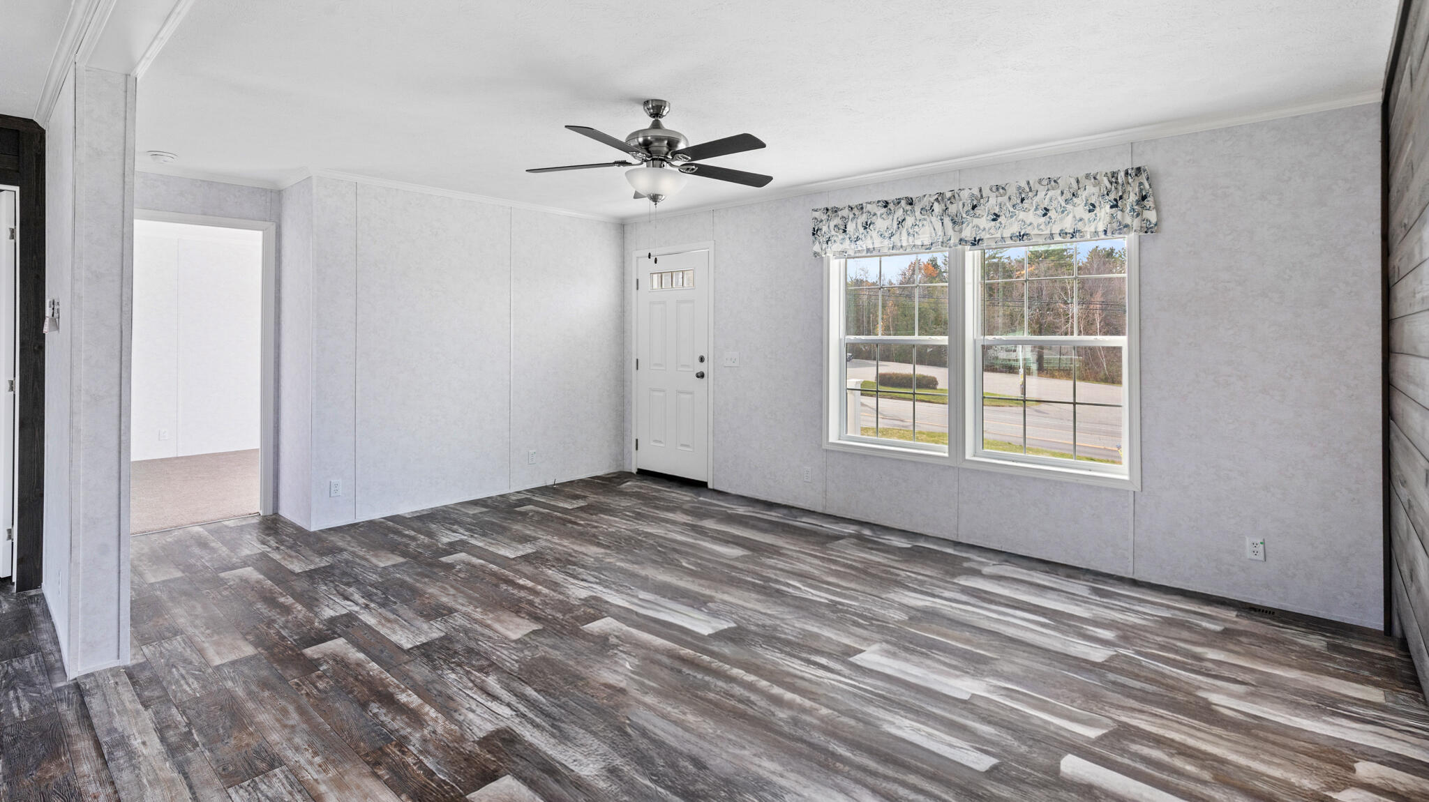 30 Main Road, Holden, ME, 04429