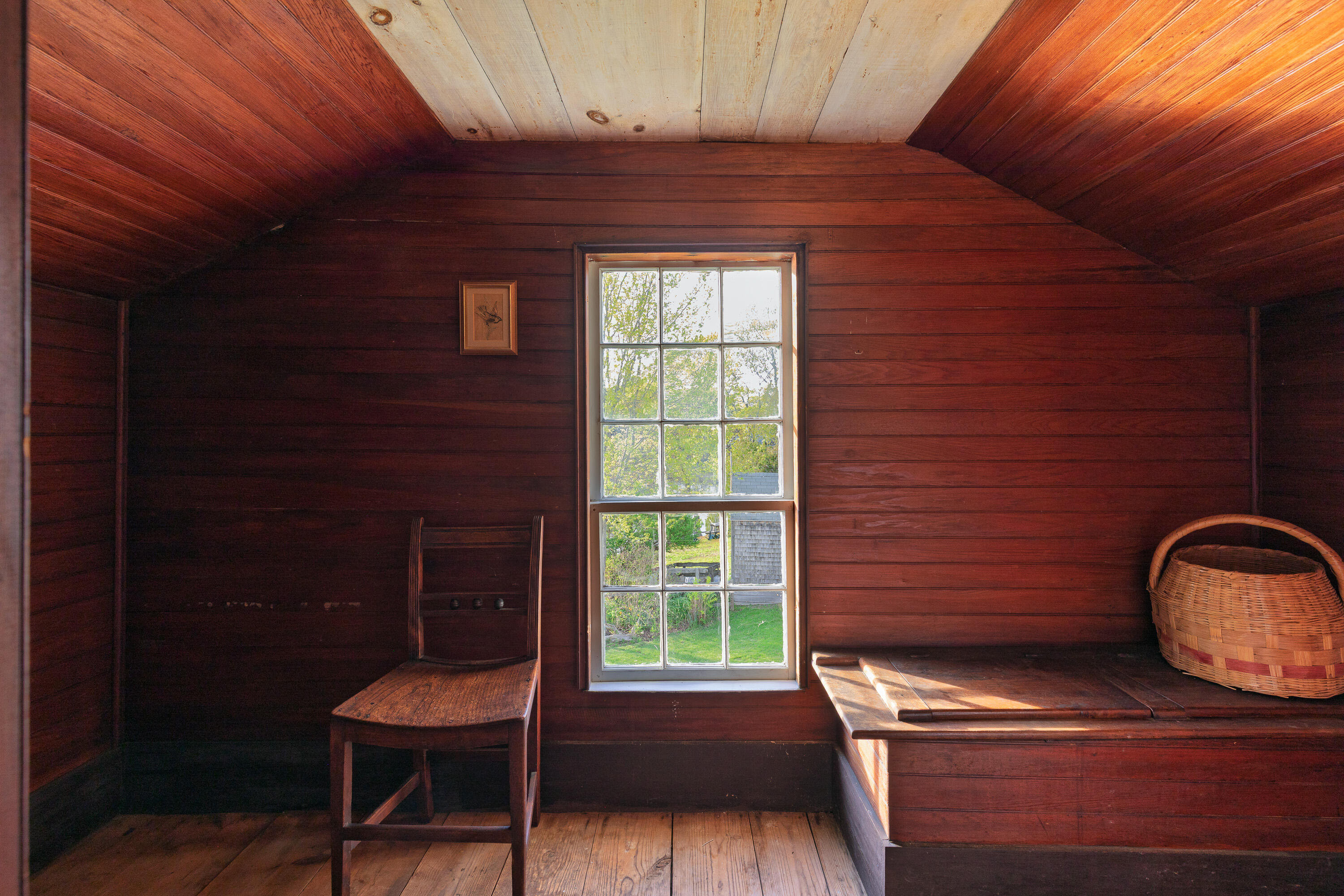 Old Privy In Ell