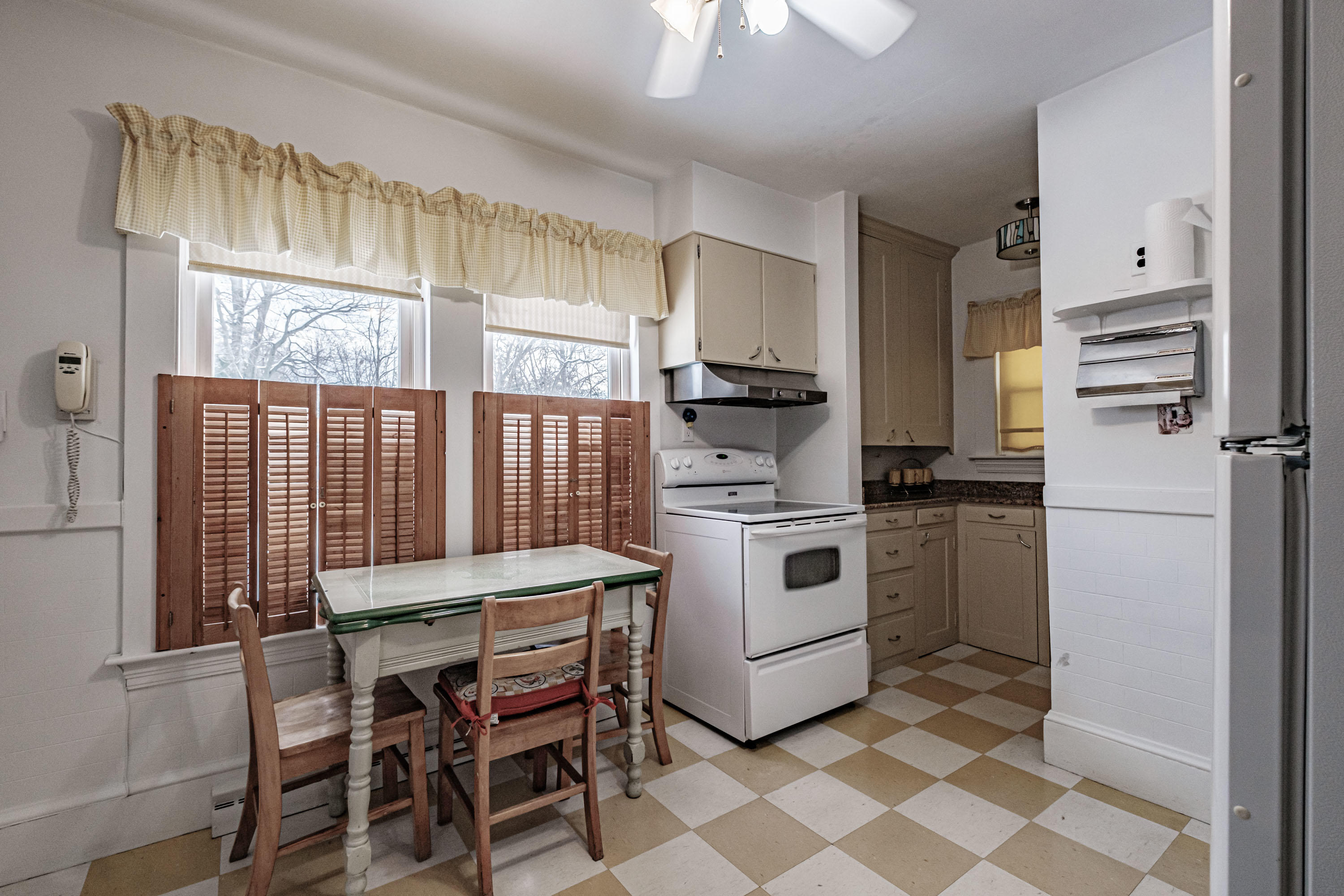 435 Knox Street, Rumford, ME, 04276-2109