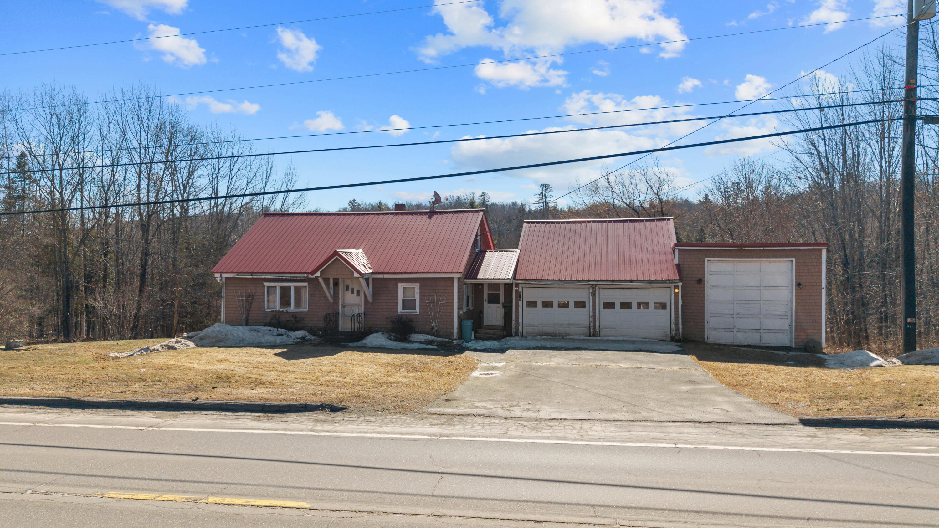 515 Water Street, Guilford, ME, 04443