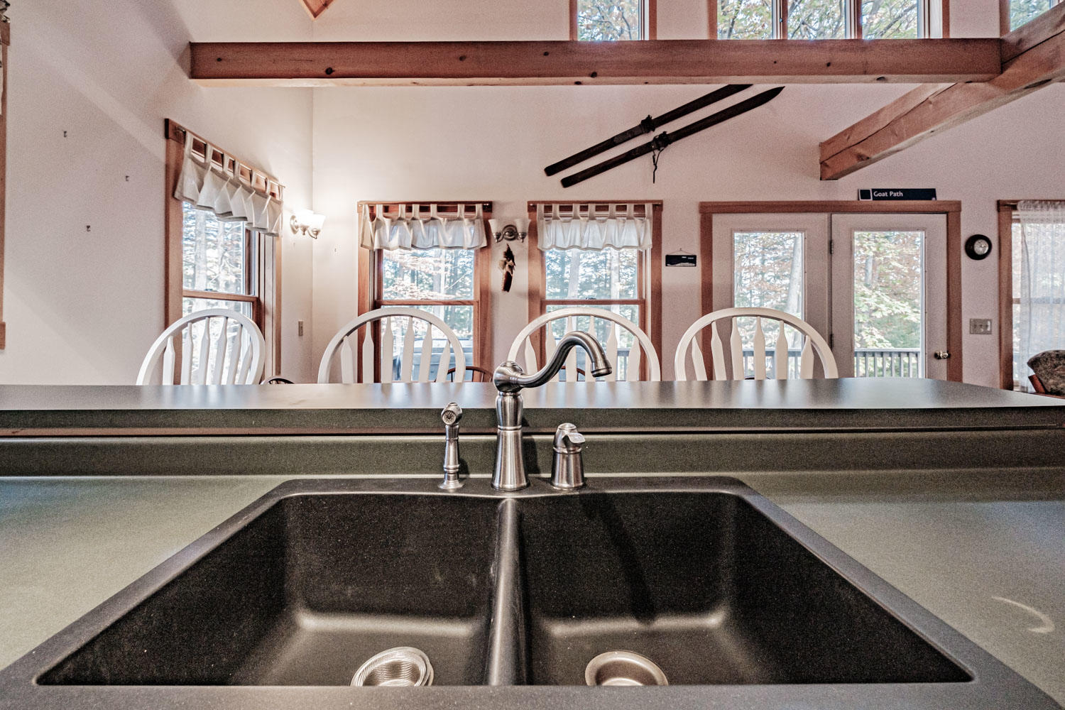 10 Oak Drive, Bethel, ME, 04217-3010