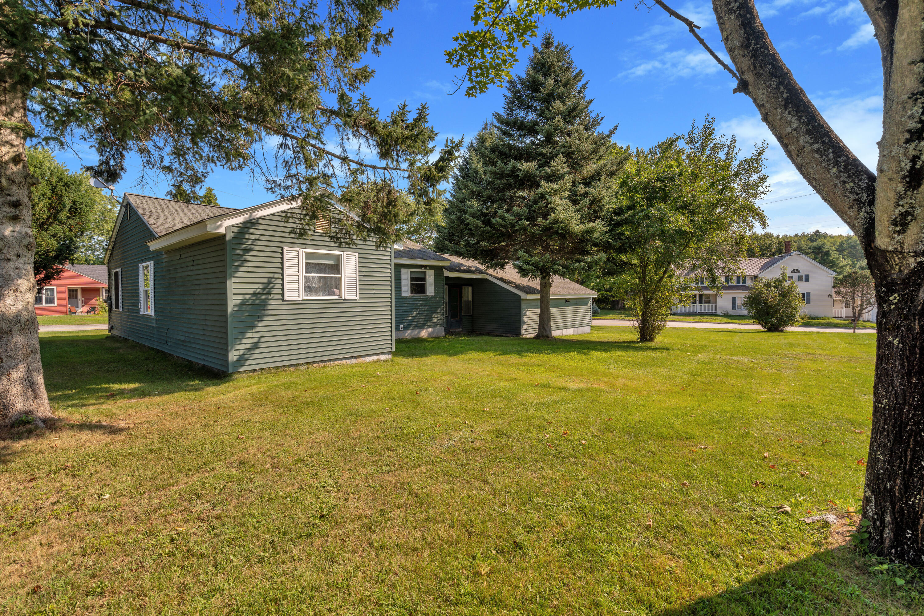 196 Stevens Mill Road, Auburn, ME 04210 Exterior