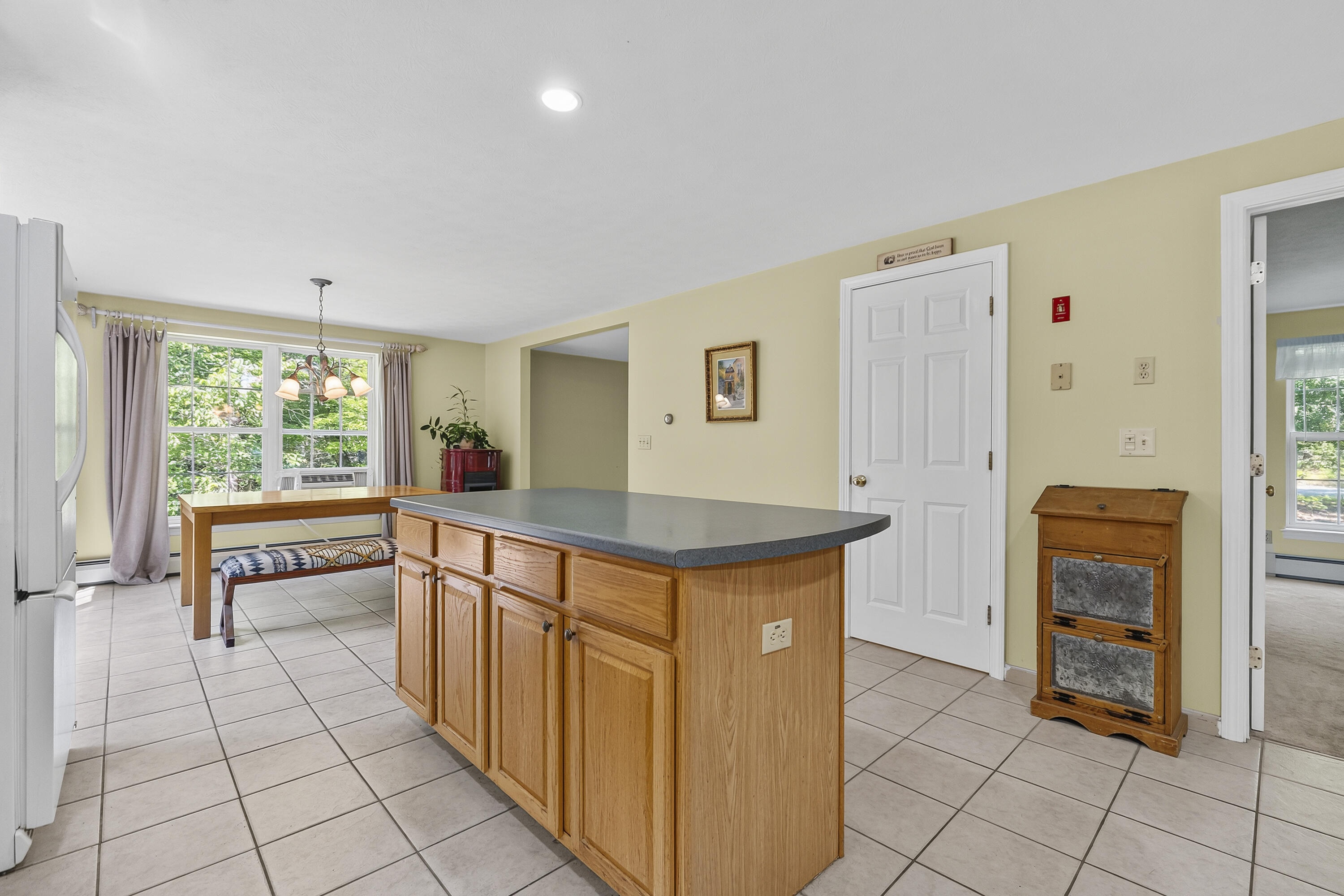 152 Sand Pond Rd, Sanford