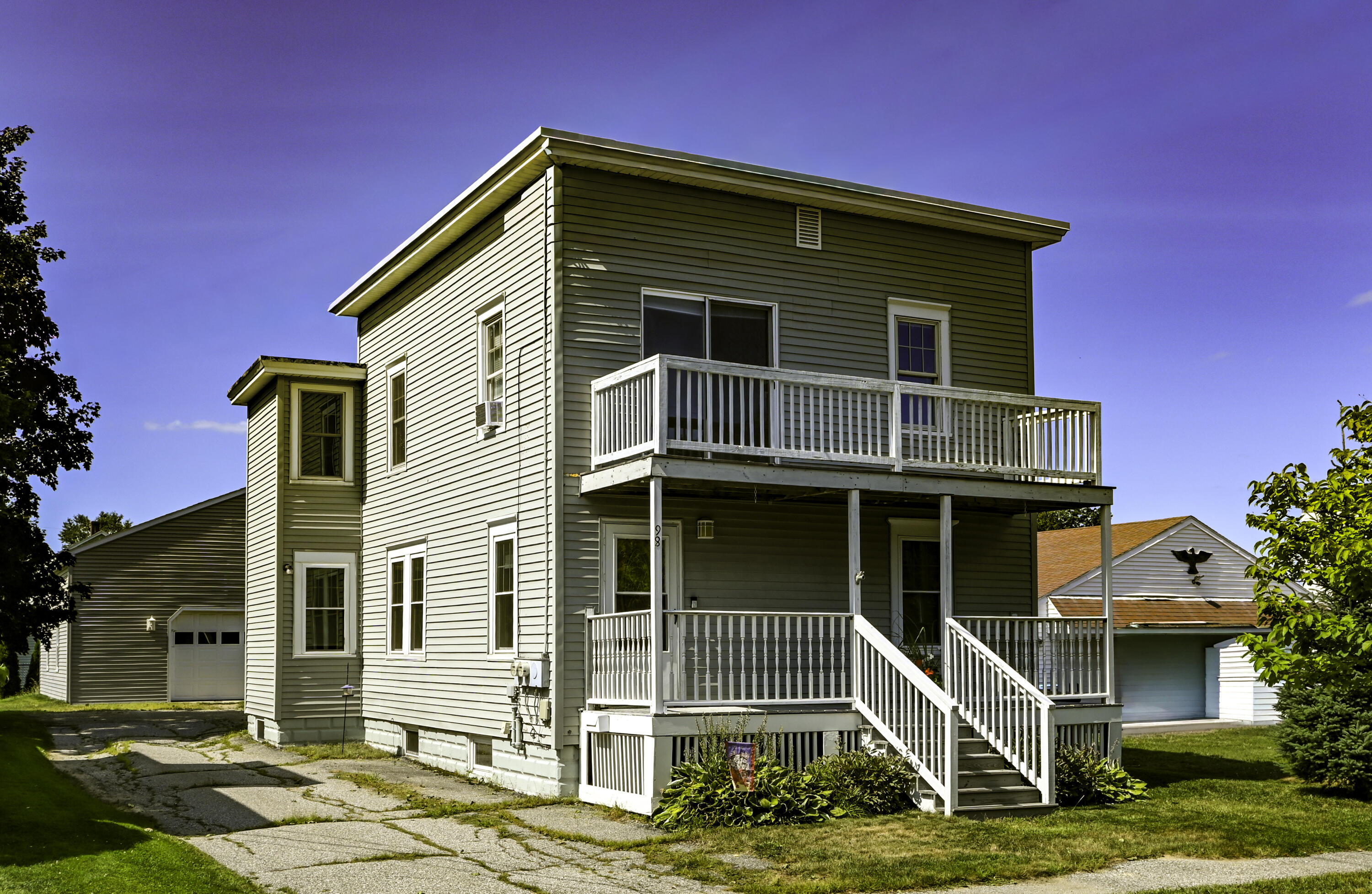 Photo of 98 Rosedale Street Lewiston ME 04240