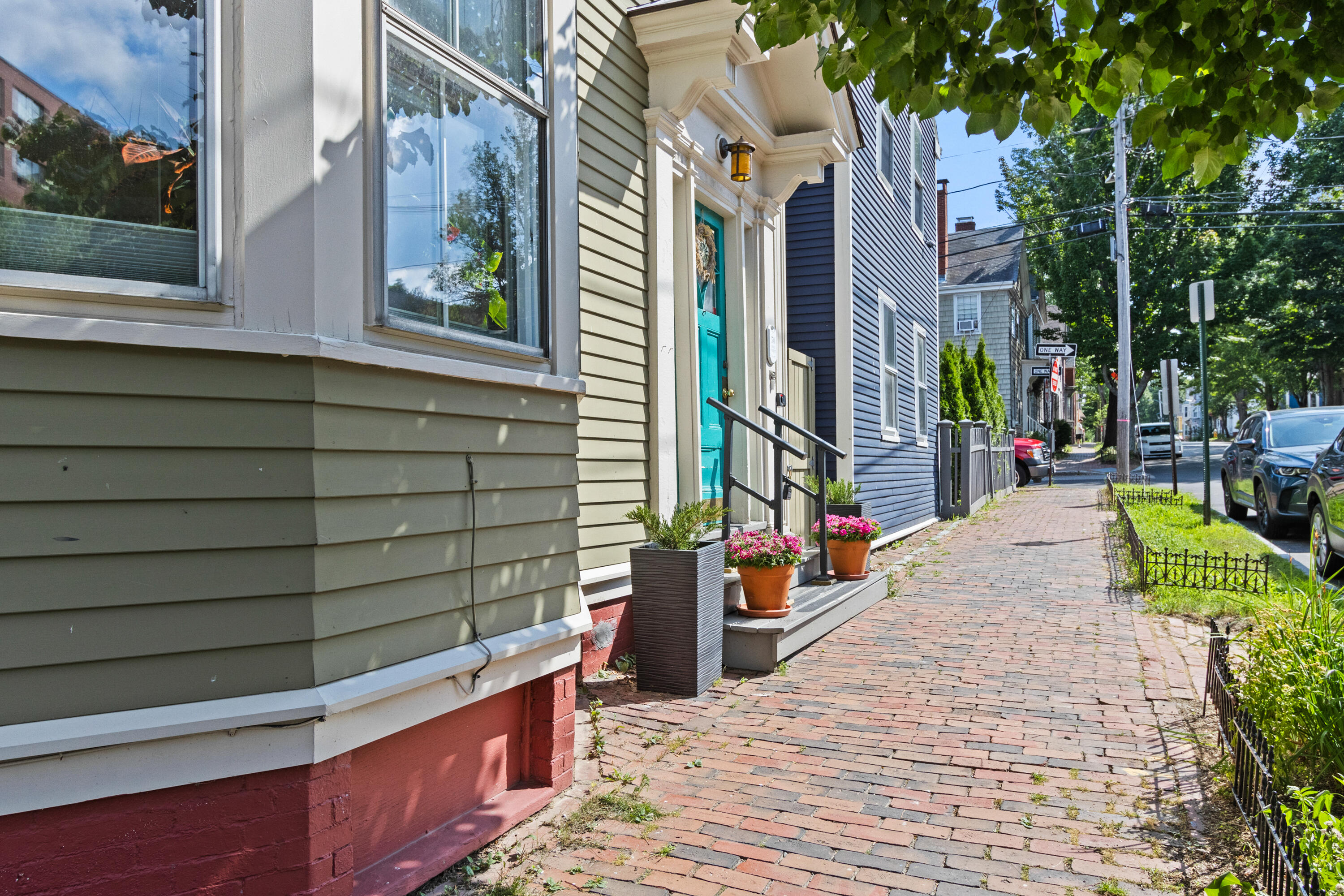 50 Gray Street, #3, Portland, ME 04102 50 Gray Street #3