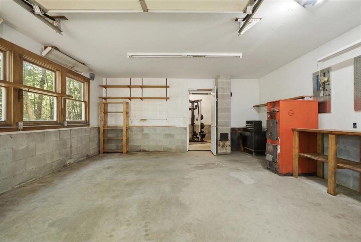 24 Bradeen Road, Sumner, ME 04292 72-DSC04652_declutter_1274f4dd