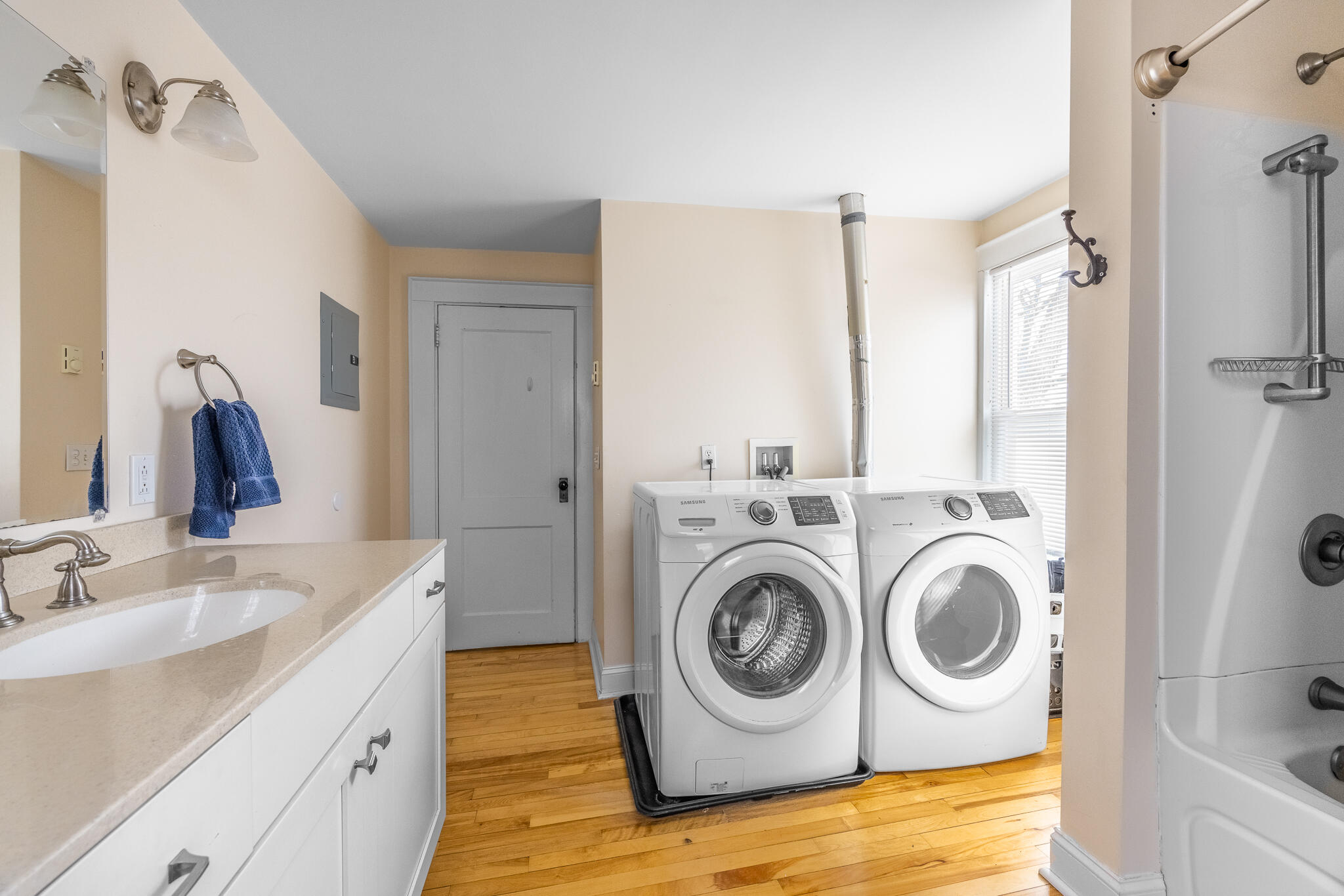 178 W Broadway, Bangor, ME, 04401