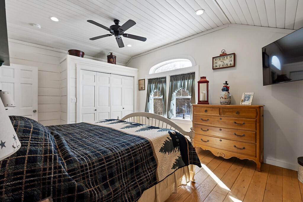 13 Cooper Road, Chesterville, ME, 04938