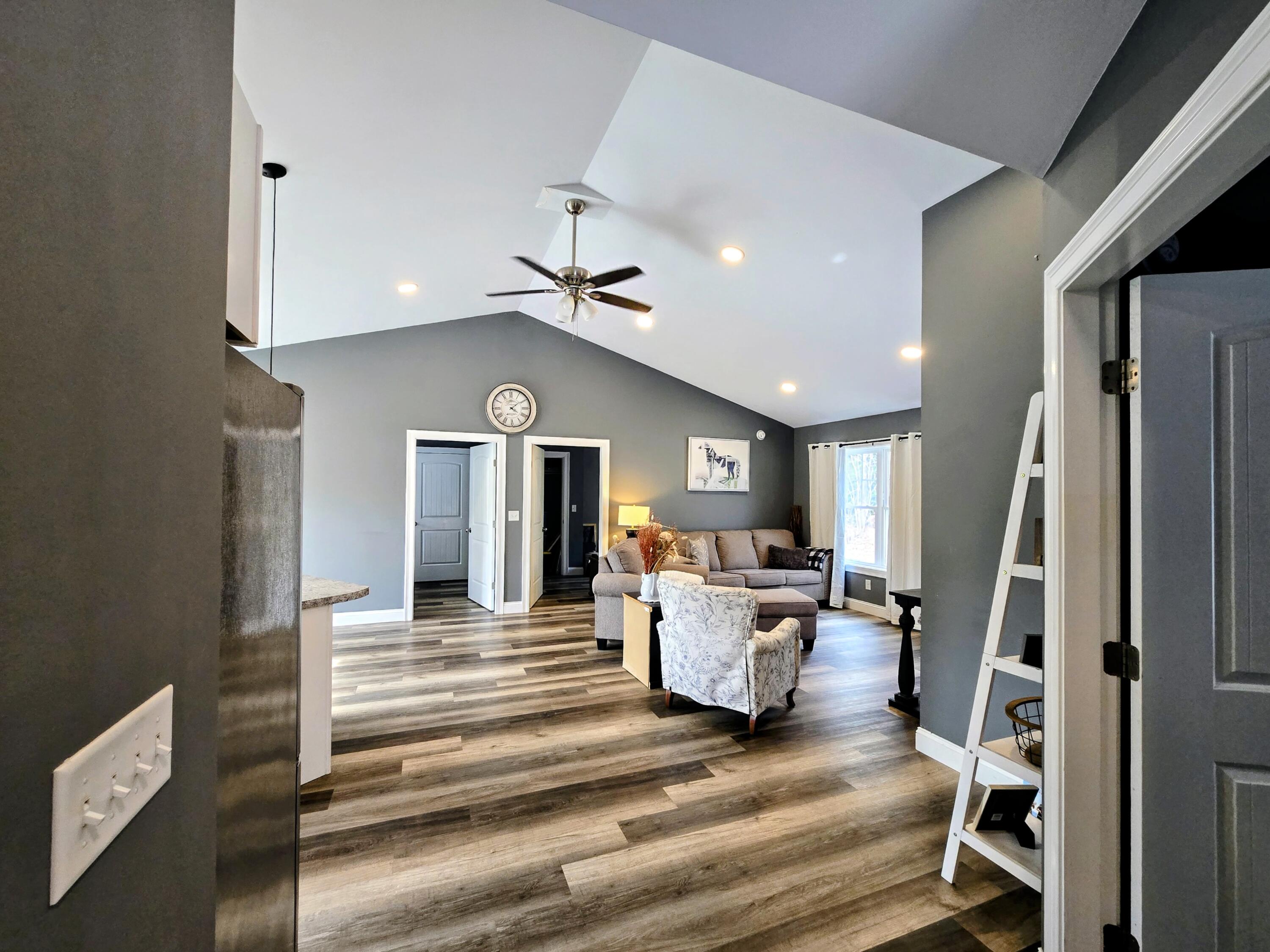 976 Park Street, Paris, ME, 04281