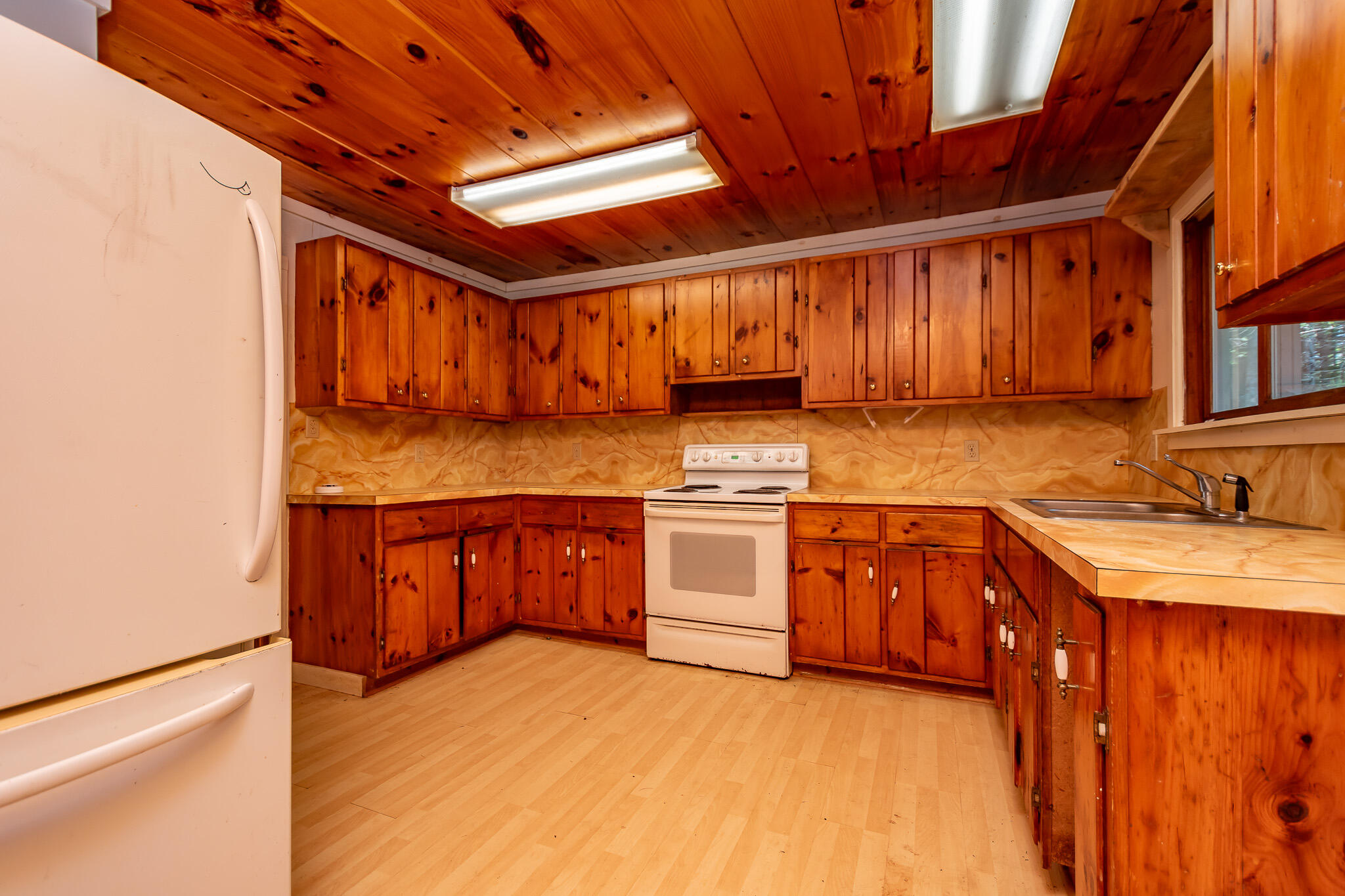 14 Pinkie Lane, Southport, ME, 04576