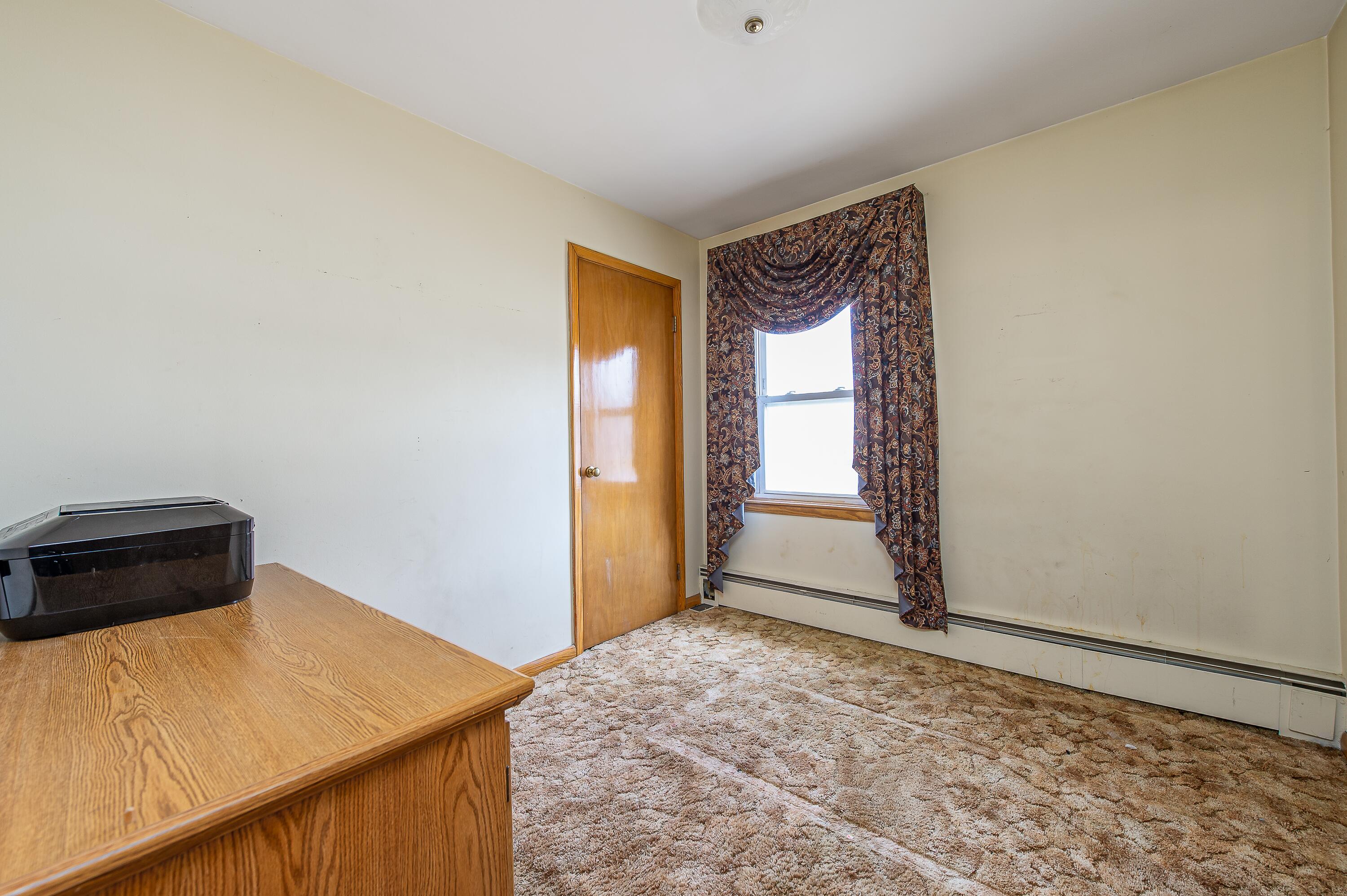 24 Highland Avenue, Lewiston, ME, 04240