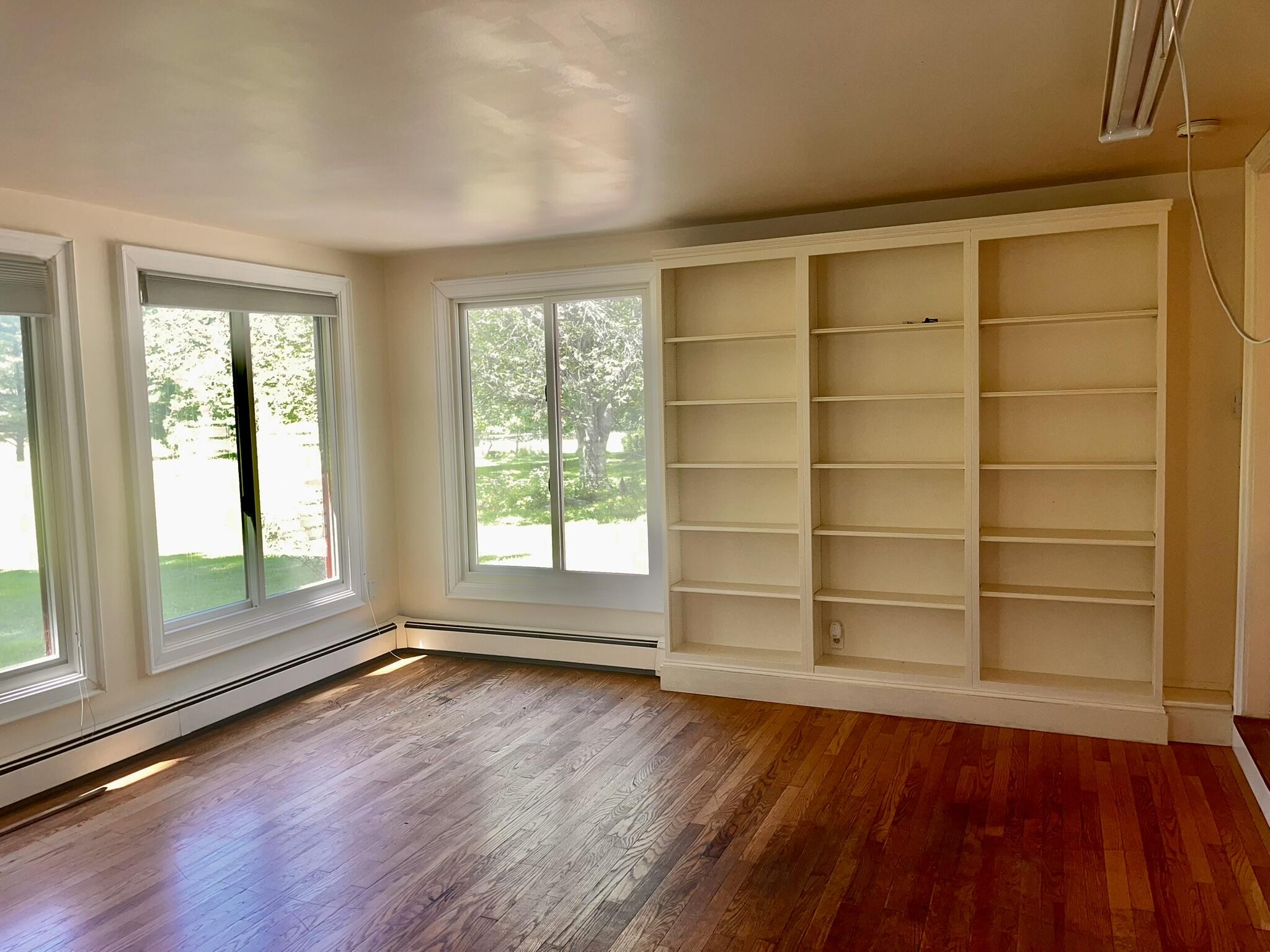 4-season sunroom.