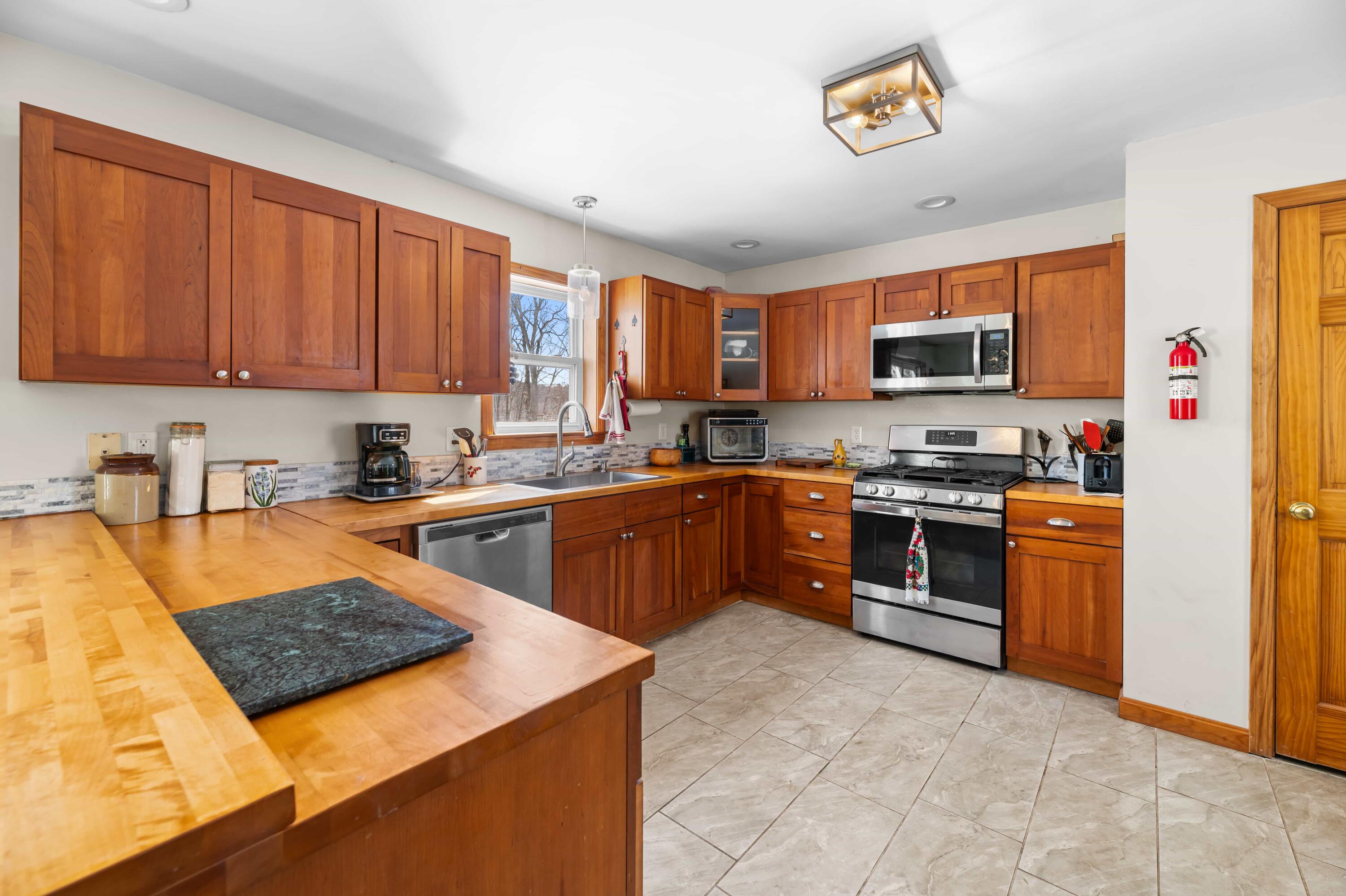 101 Dunham Road, Vassalboro, ME, 04989