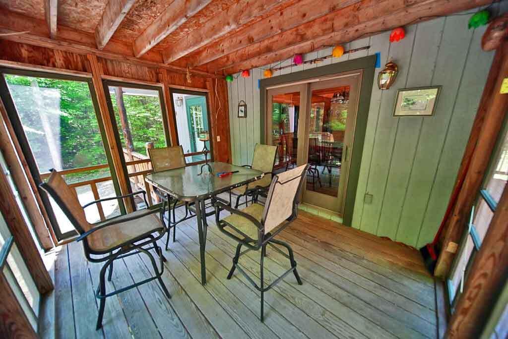 screened-in-porch-room