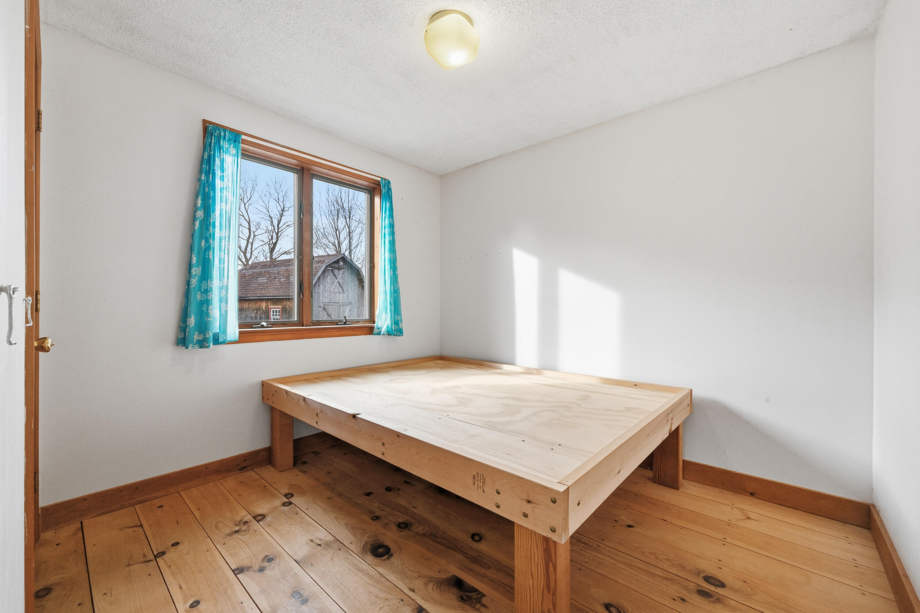 174 W Kingfield Road, Kingfield, ME, 04947