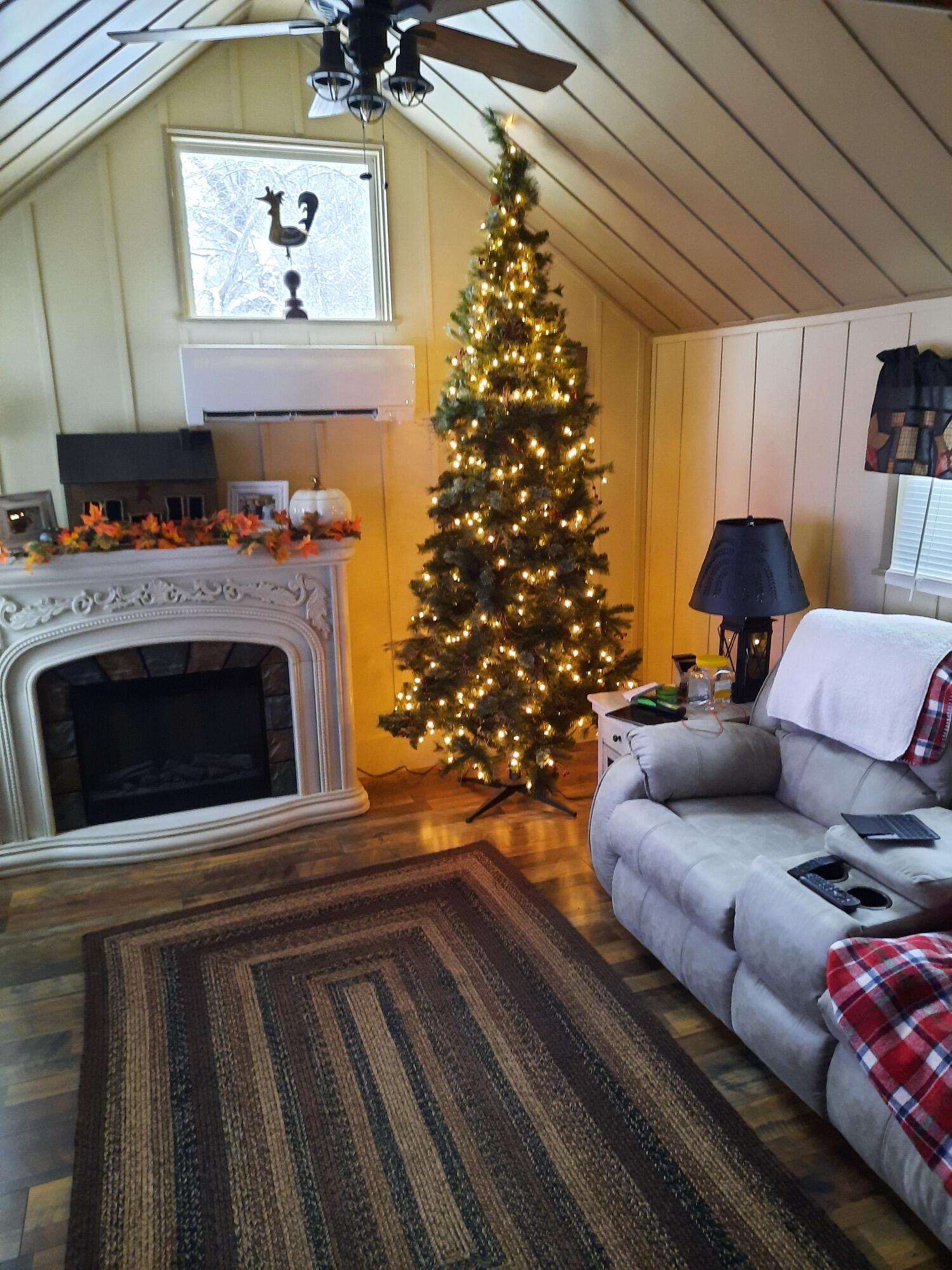 13 Cooper Road, Chesterville, ME, 04938