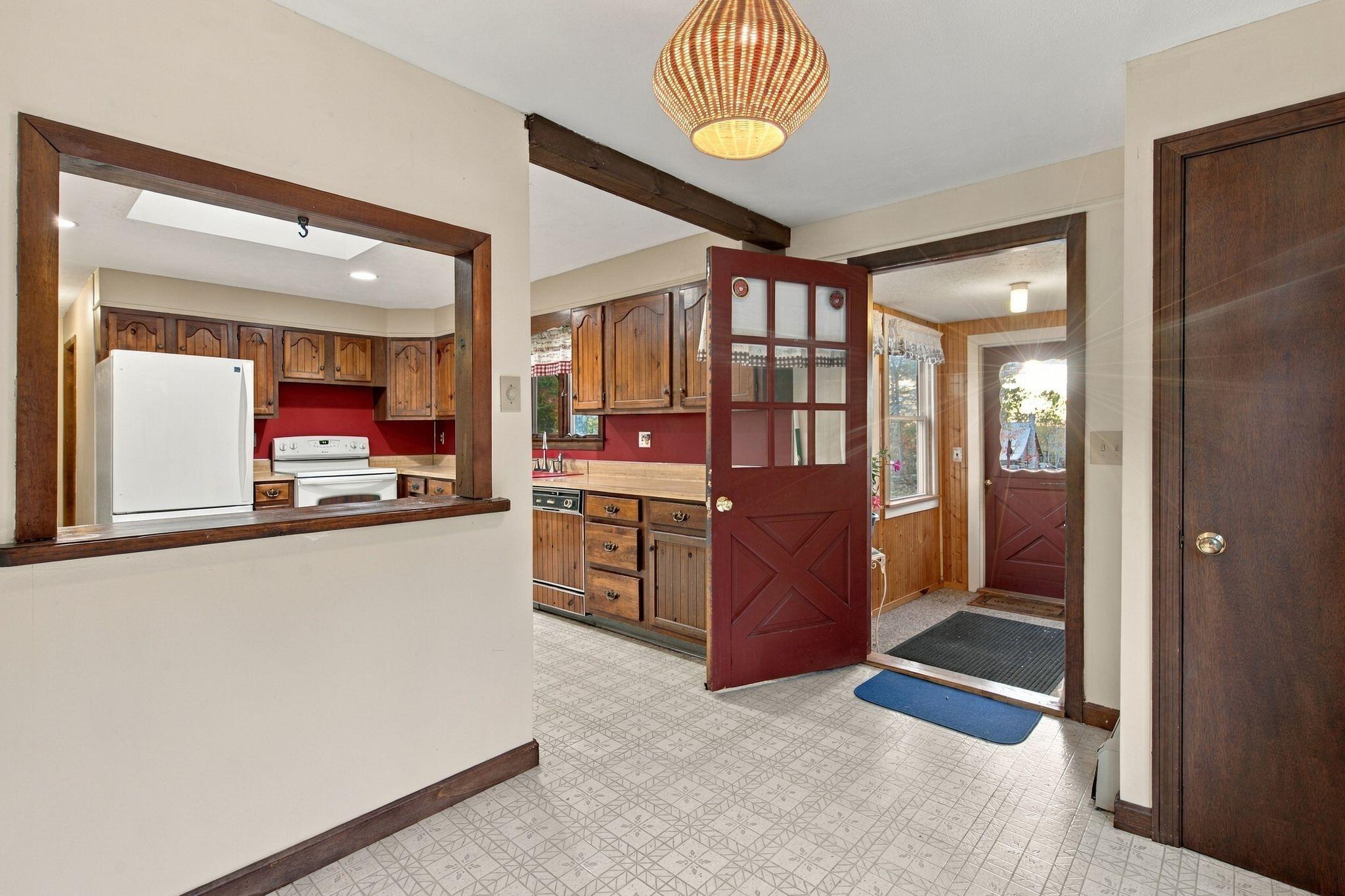 1472 Walnut Hill Road