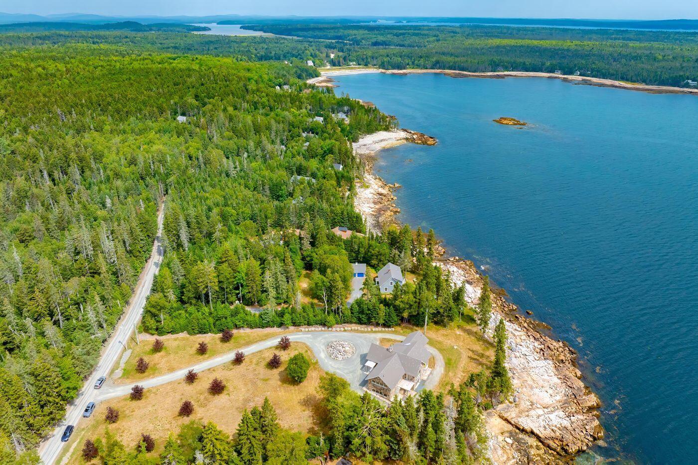 131 Lighthouse Point Road, Gouldsboro, ME, 04607