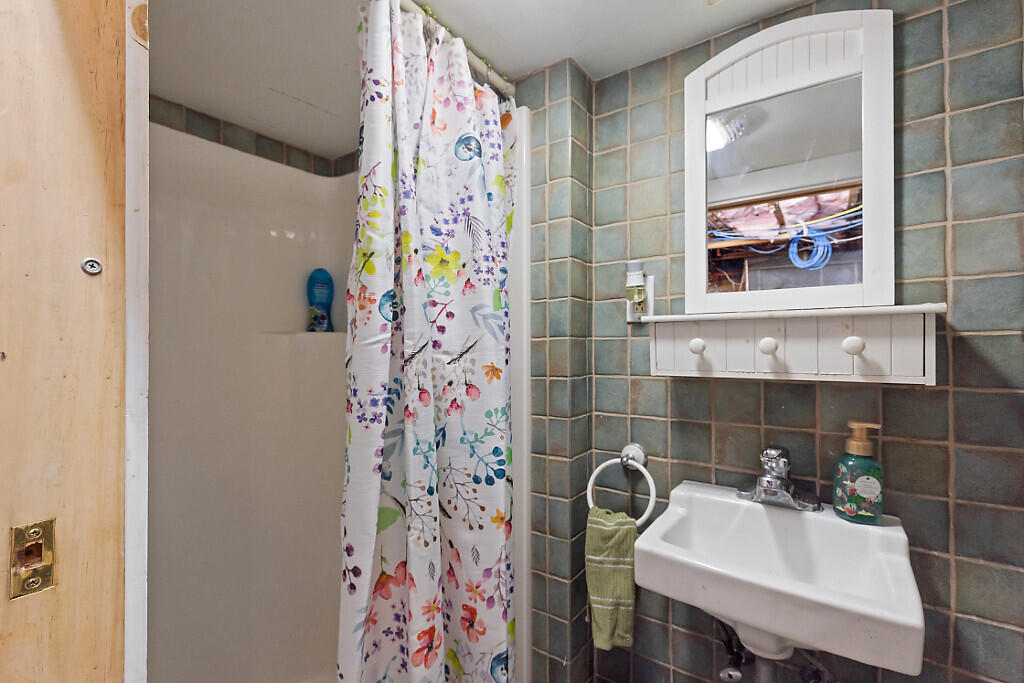 13 Cooper Road, Chesterville, ME, 04938