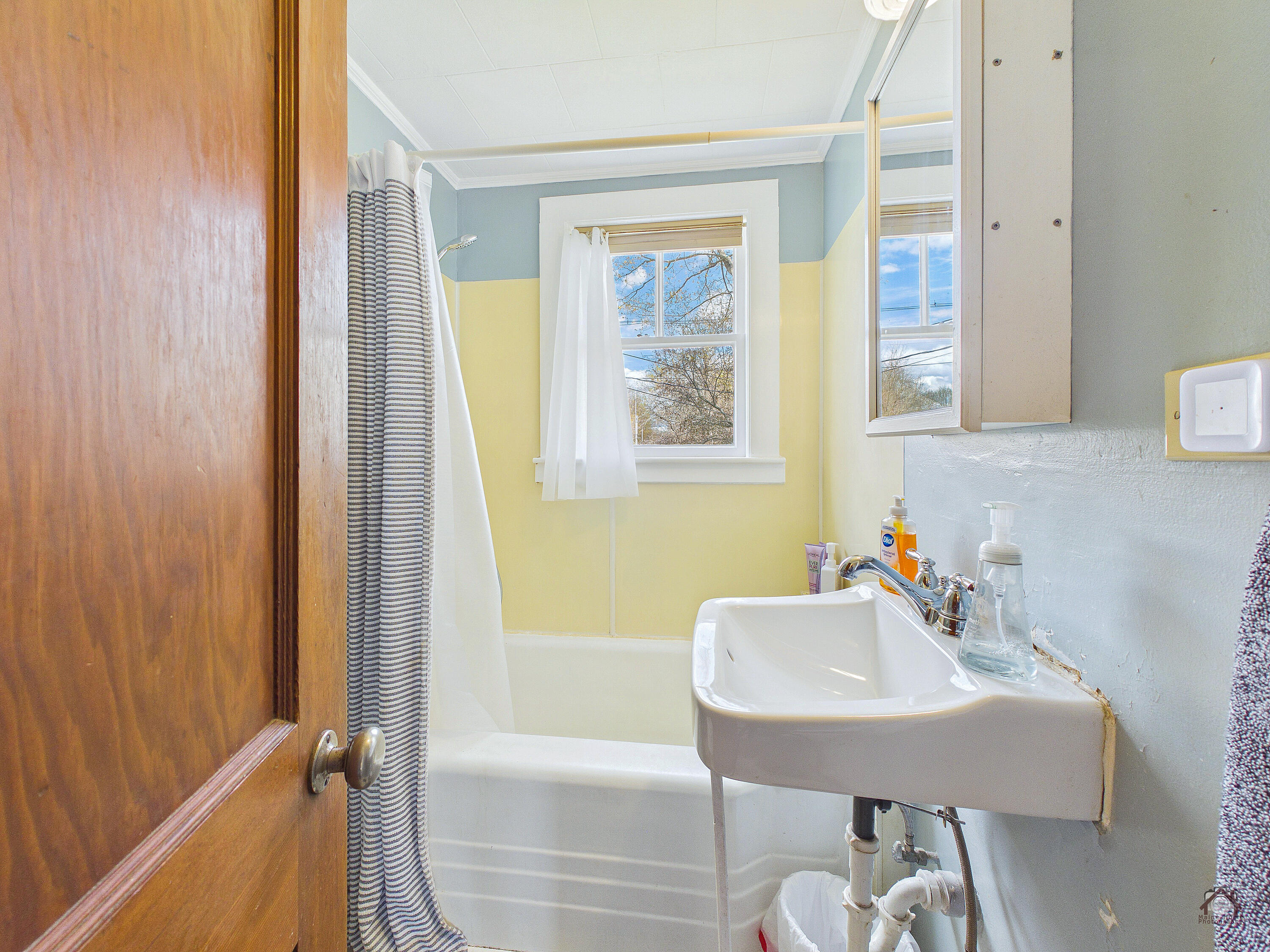 27 Water Street, Orono, ME, 04473