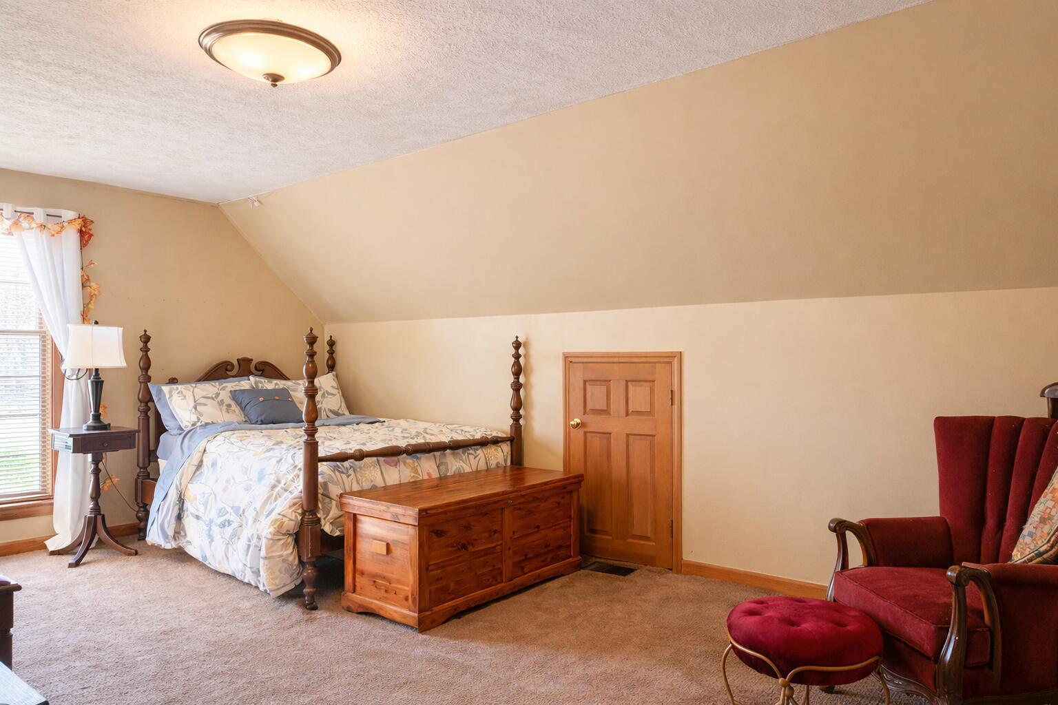 11 Kensington Terrace, Lewiston, ME, 04240