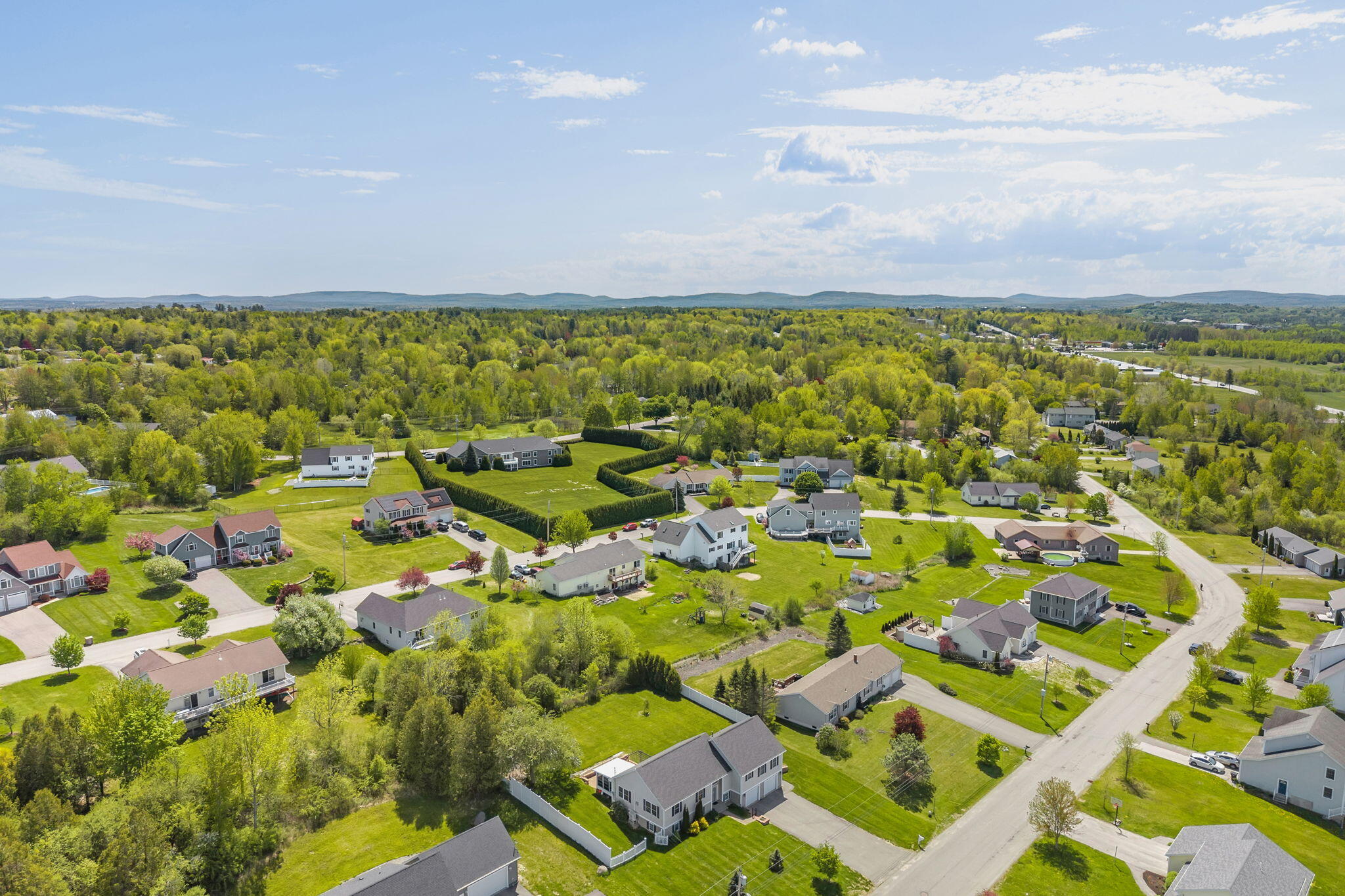 95-web-or-mls-40-hillview-dr