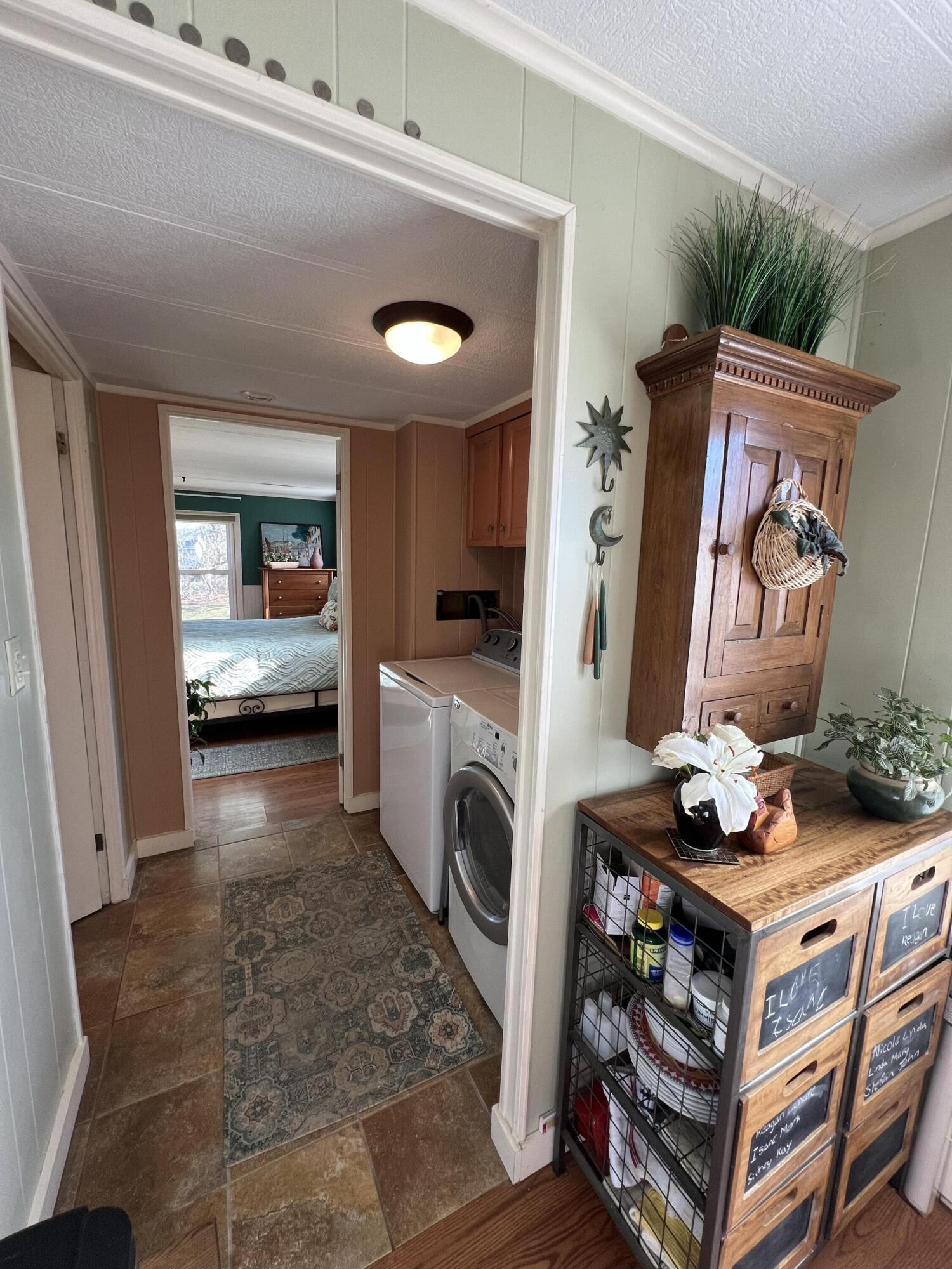 15 Marks Lane, Rockland, ME, 04841