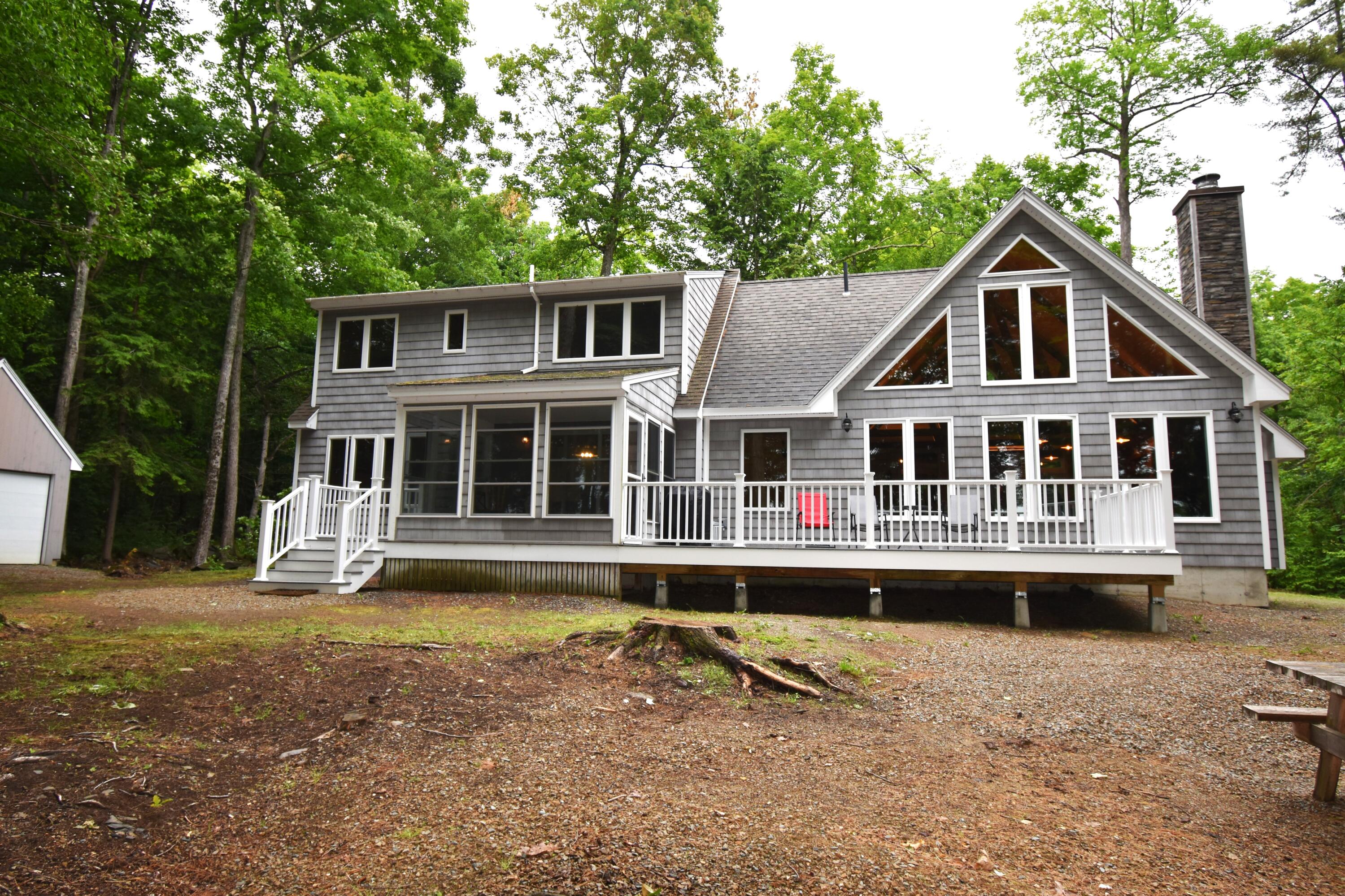107 Shady Lane, Newport, ME, 04953