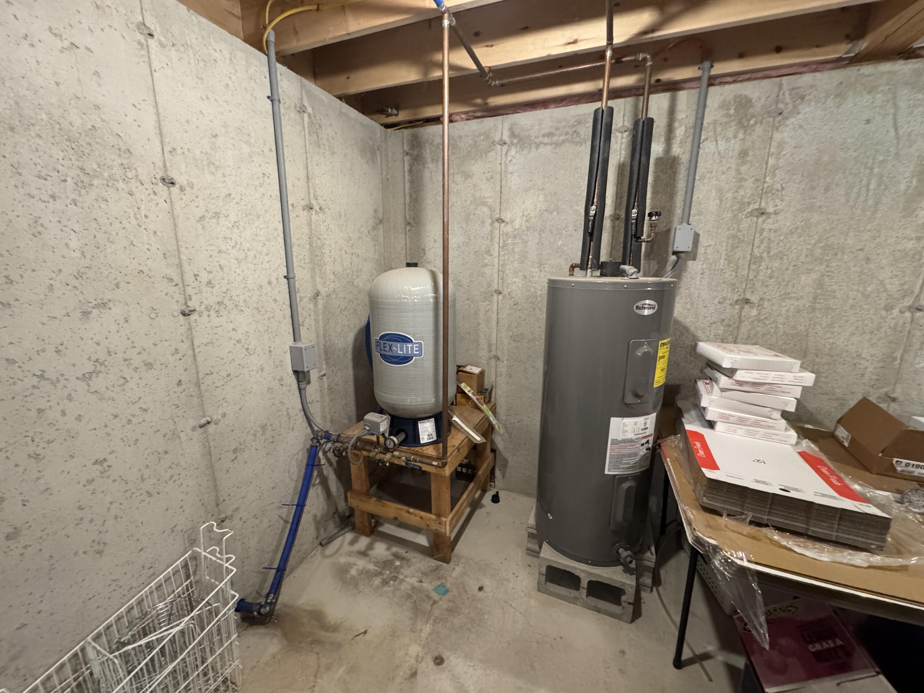 7 Park Street, Springfield, ME, 04487