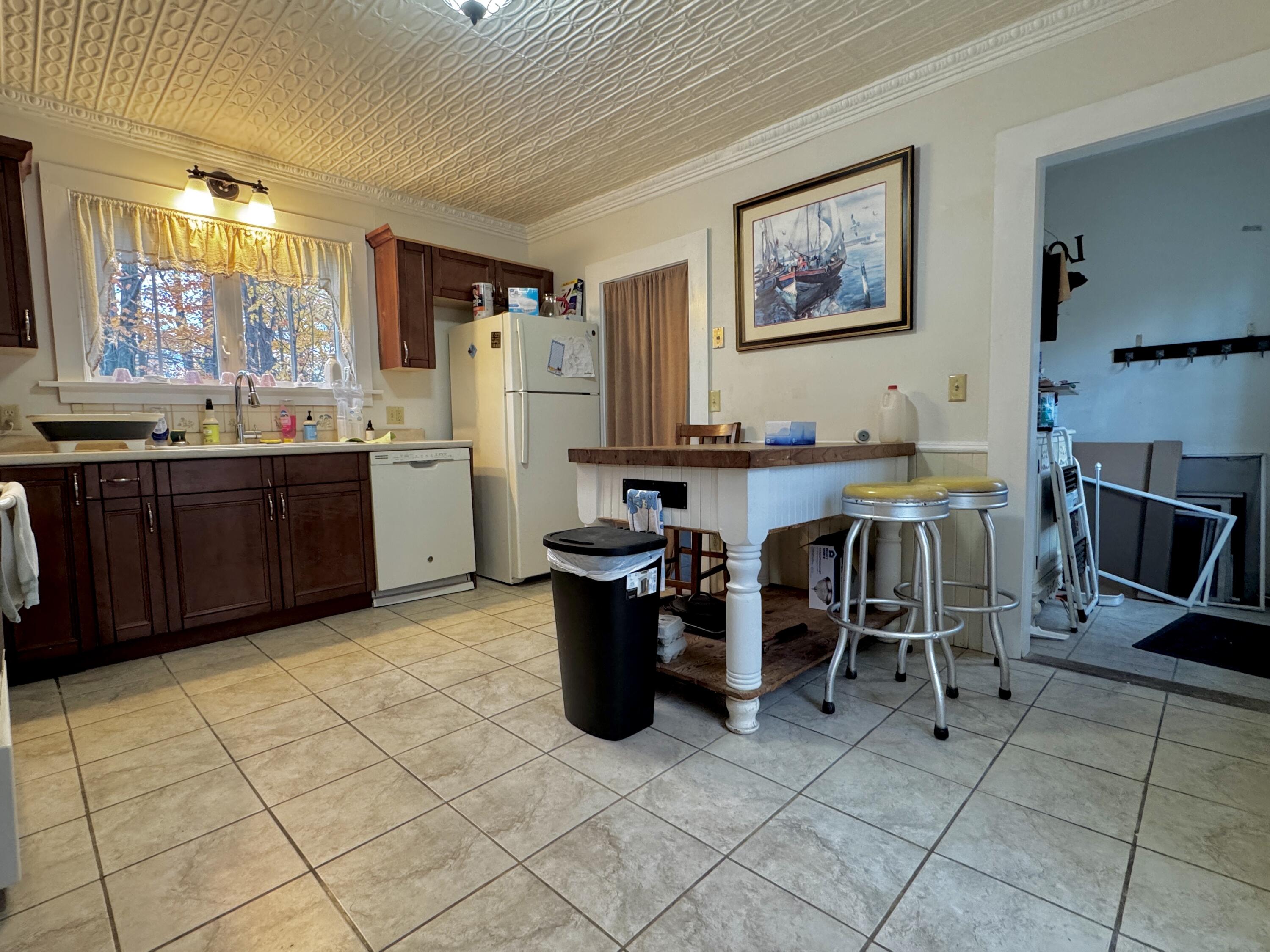 704 Main Street, Calais, ME, 04619