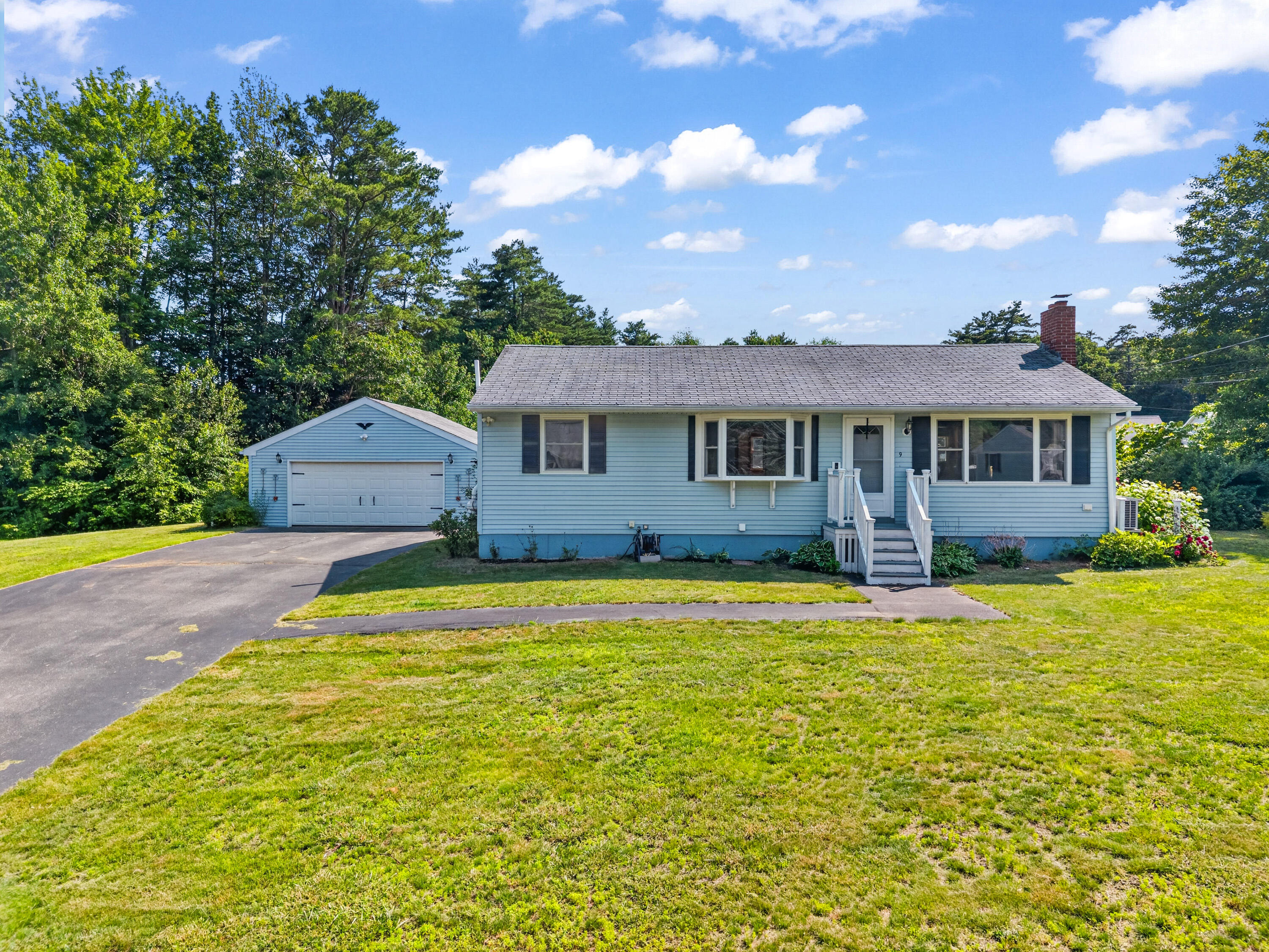 Photo of 9 Poplar Drive Brunswick ME 04011