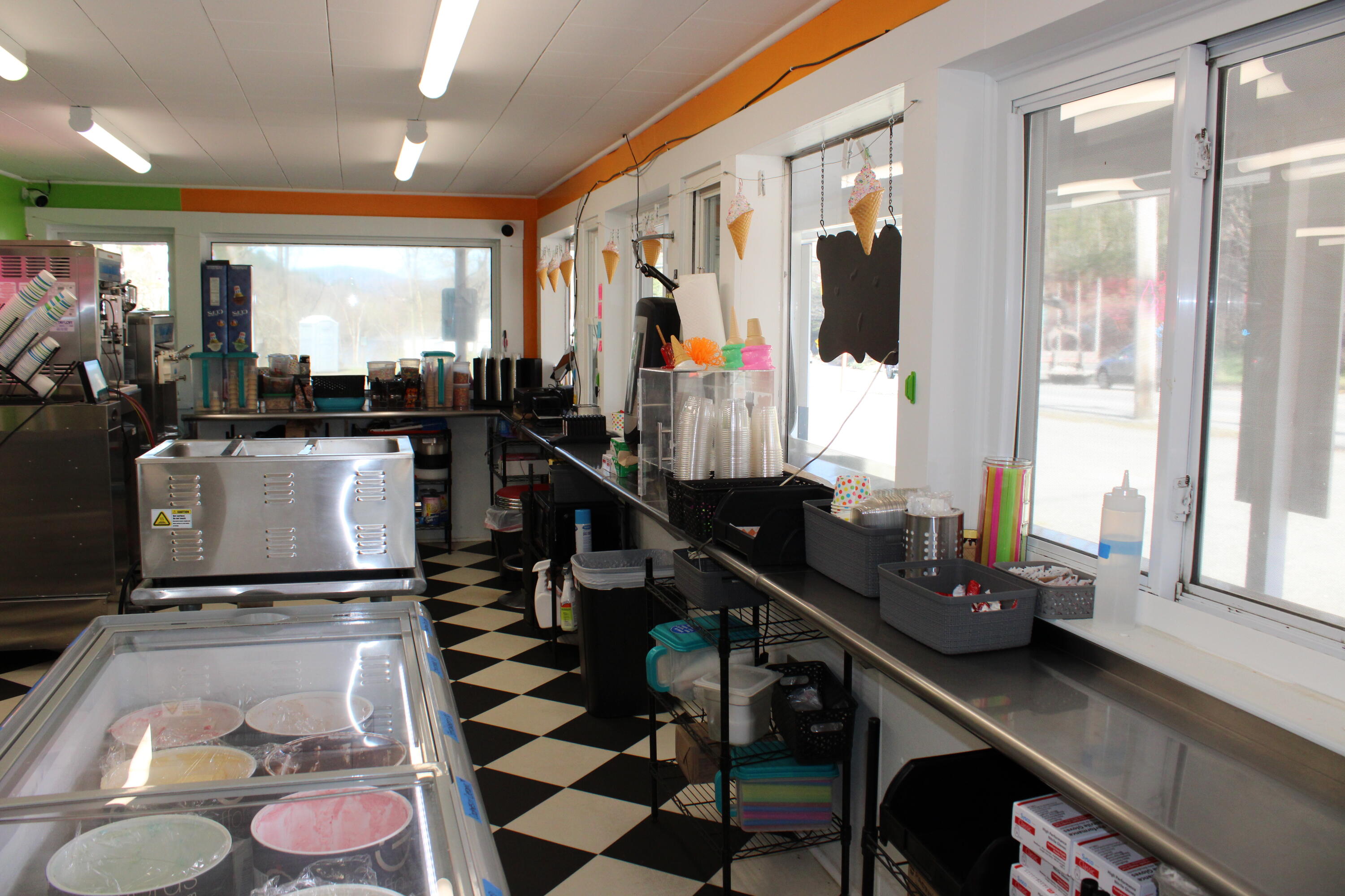856 River Road, Mexico, ME, 04257