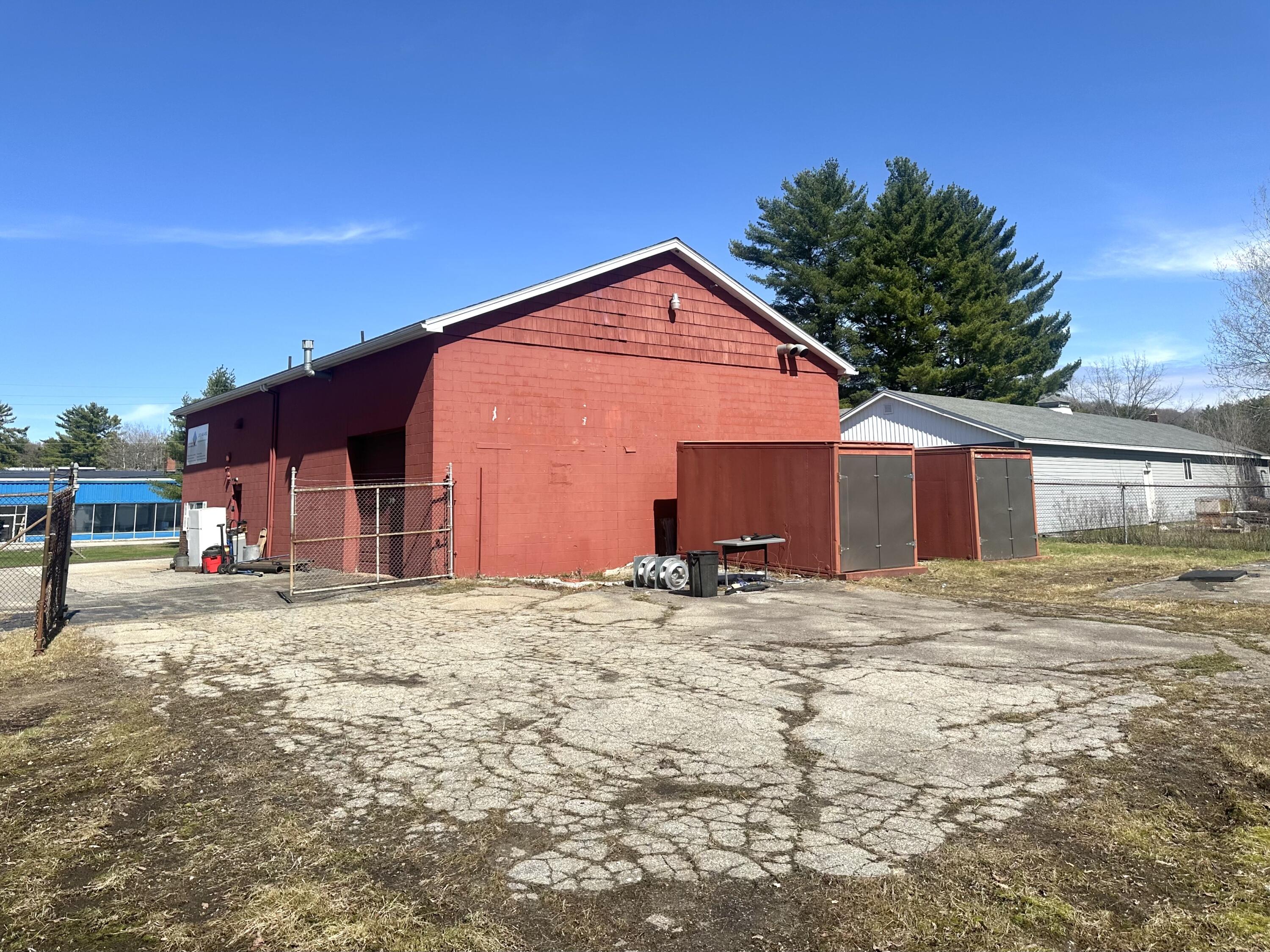 7 Enterprise Street, Lewiston, ME, 04240