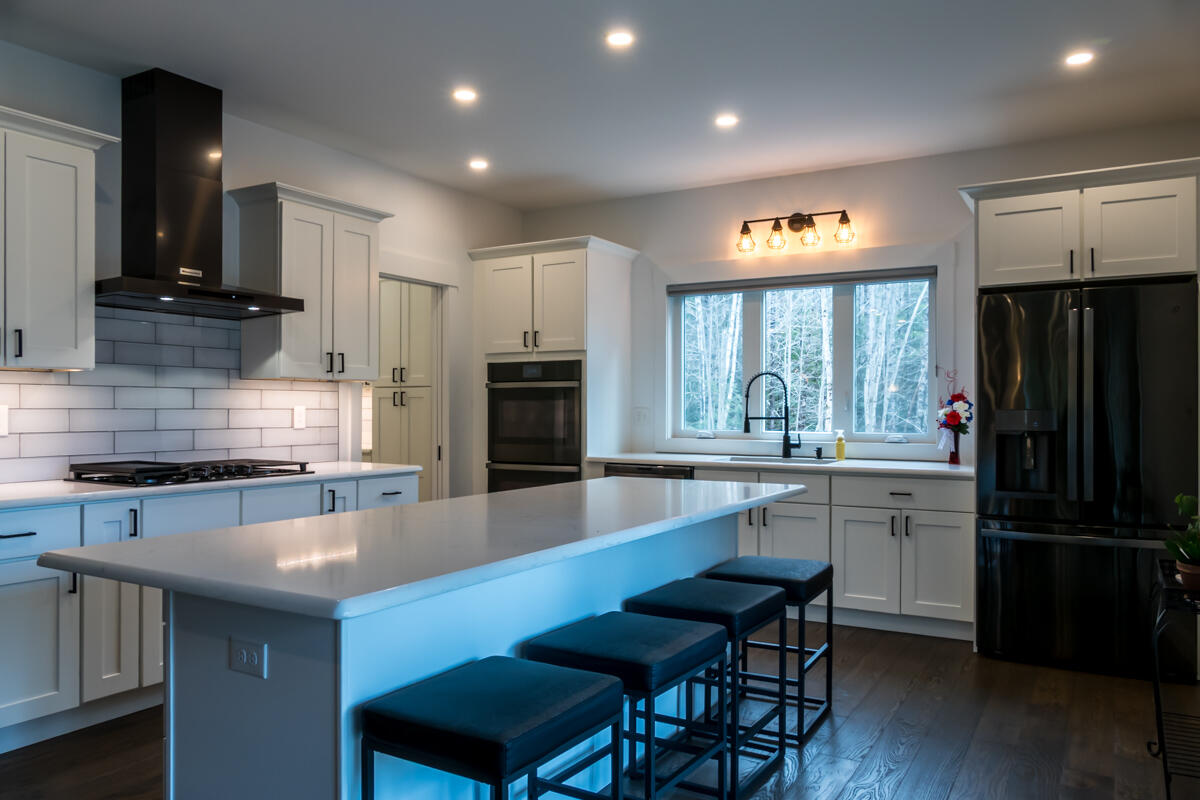 33 Eastfield Drive, Gray, ME, 04039