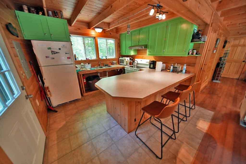 kitchen-bar-table