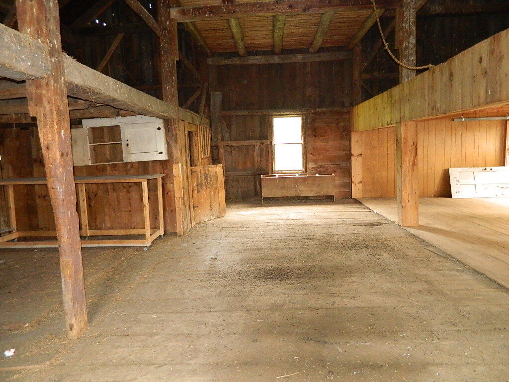 186 Main Street, West Paris, ME, 04289-5162