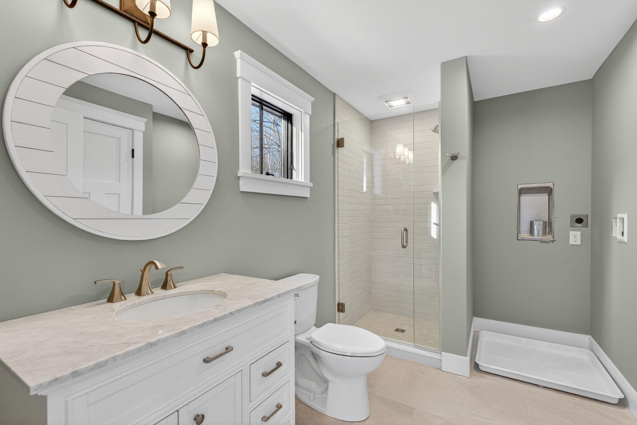 142 Main Street, Kennebunkport, ME, 04046