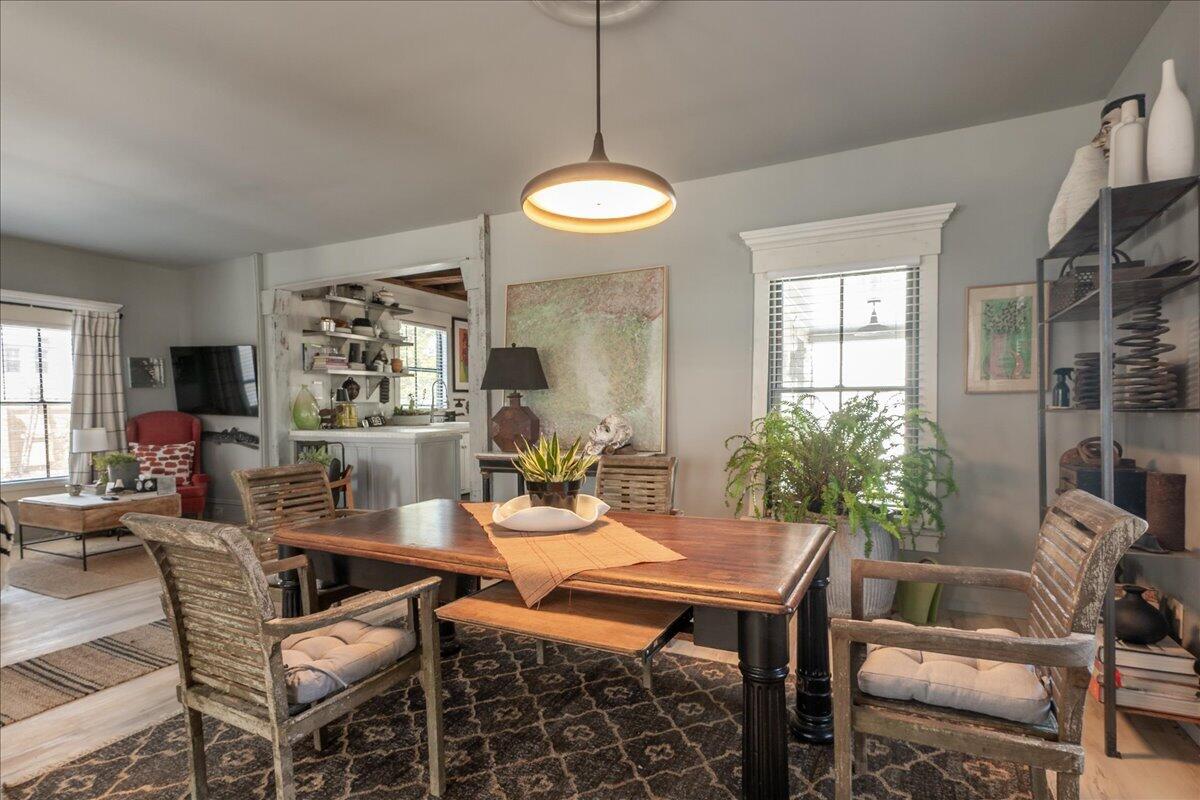 17 Mountain Street, Camden, ME, 04843