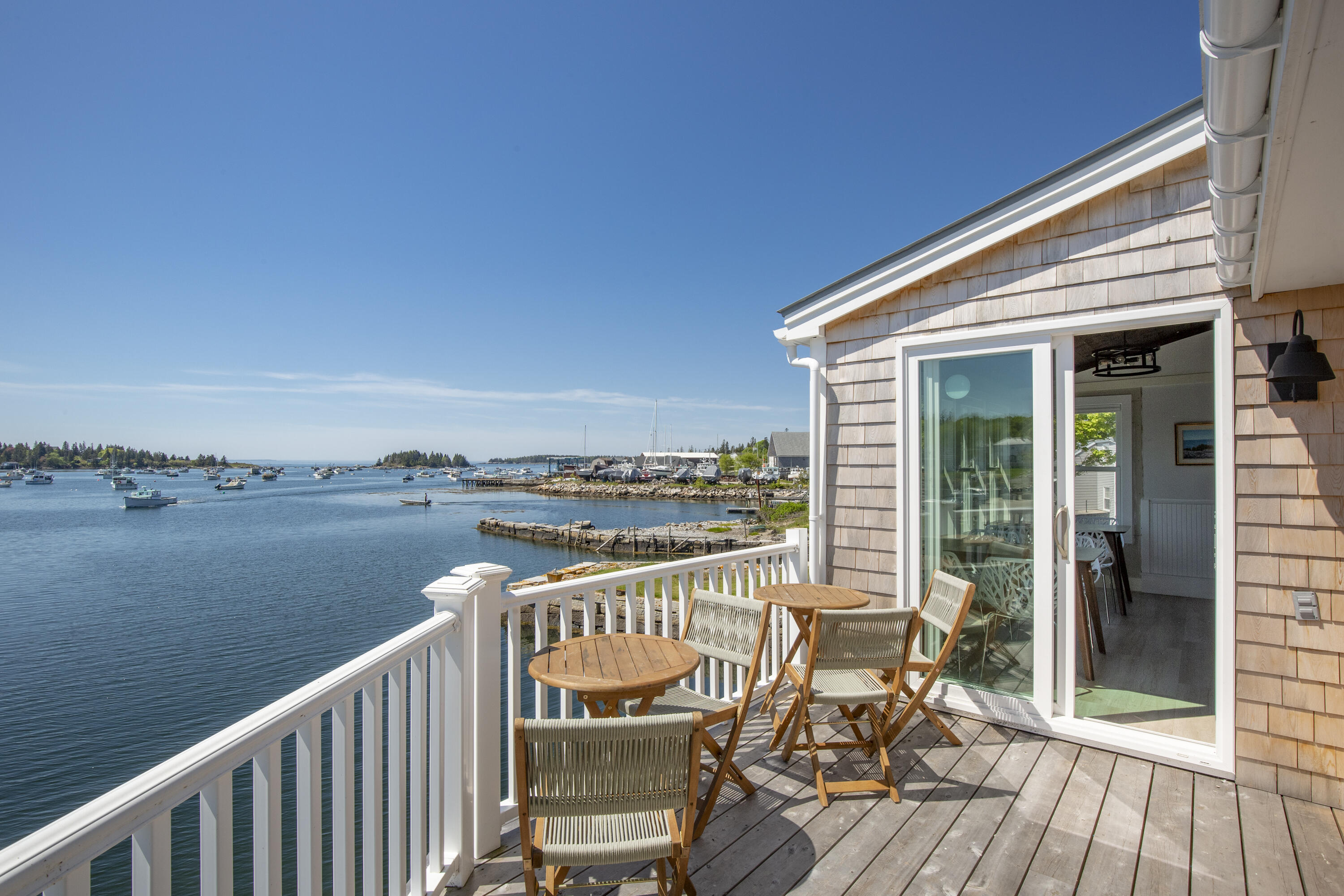 15 Main Street, Vinalhaven, ME, 04863
