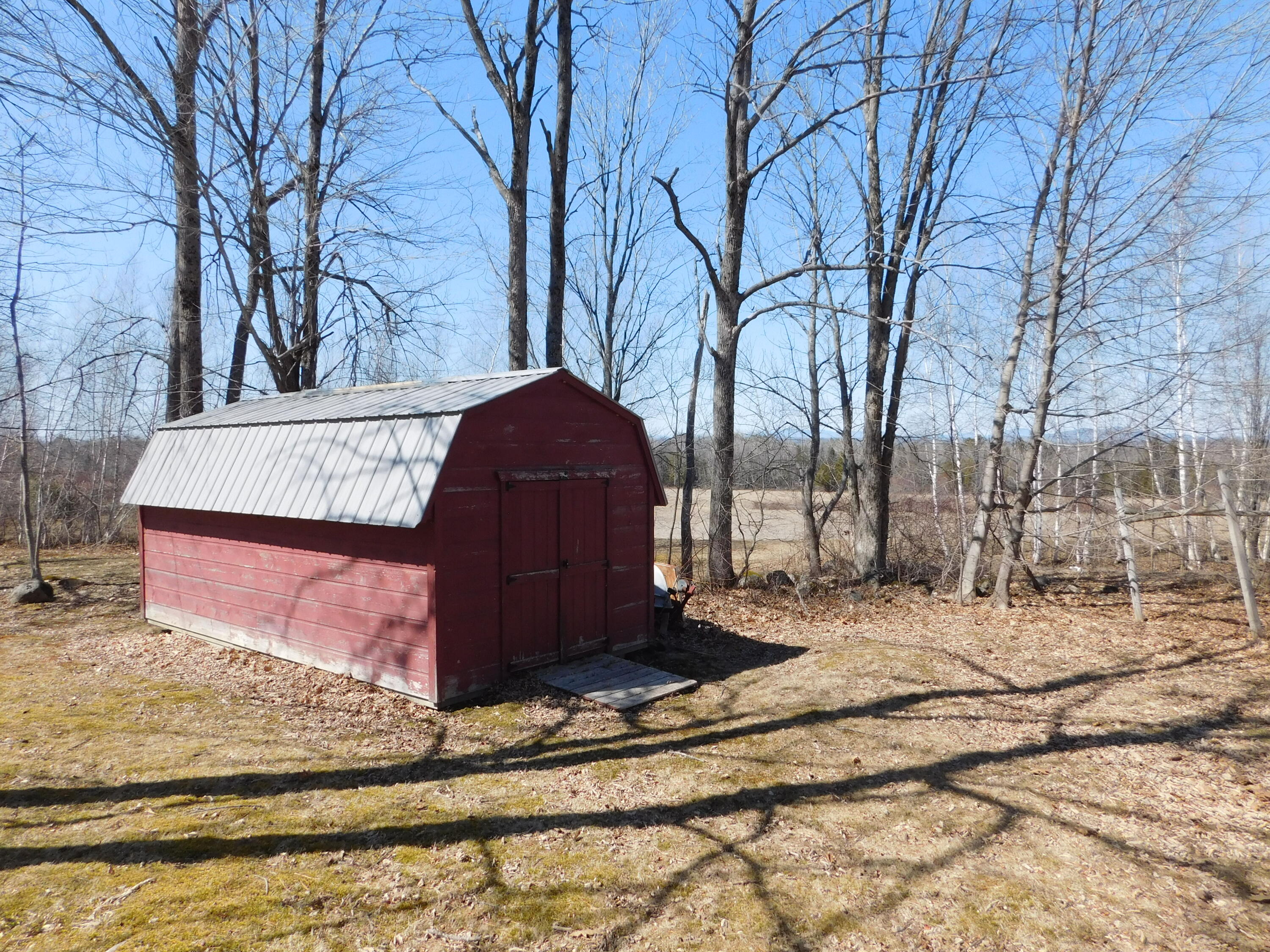 557 Enfield Road, Lincoln, ME, 04457