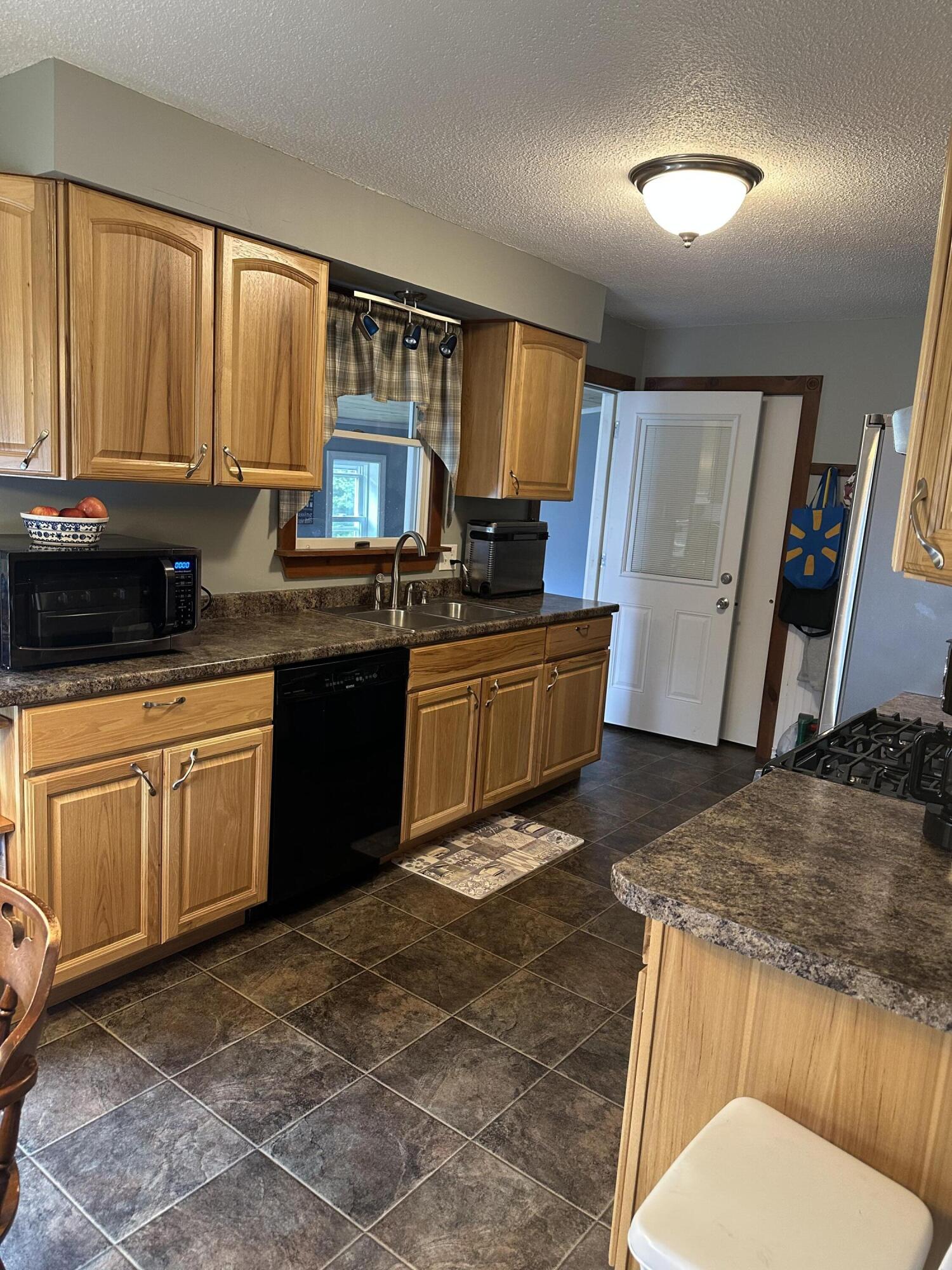 561 Main Street, Reed Plt, ME, 04497