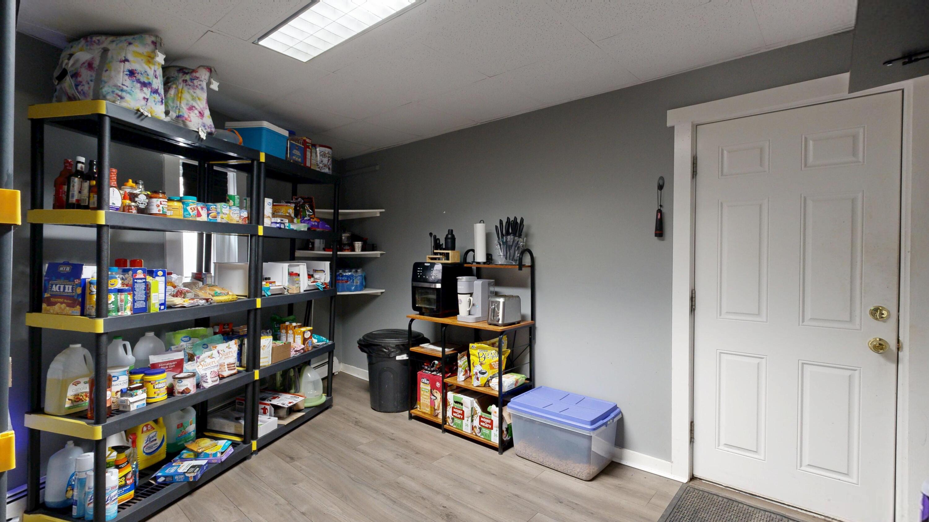 26 Holland Street, Lewiston, ME, 04240