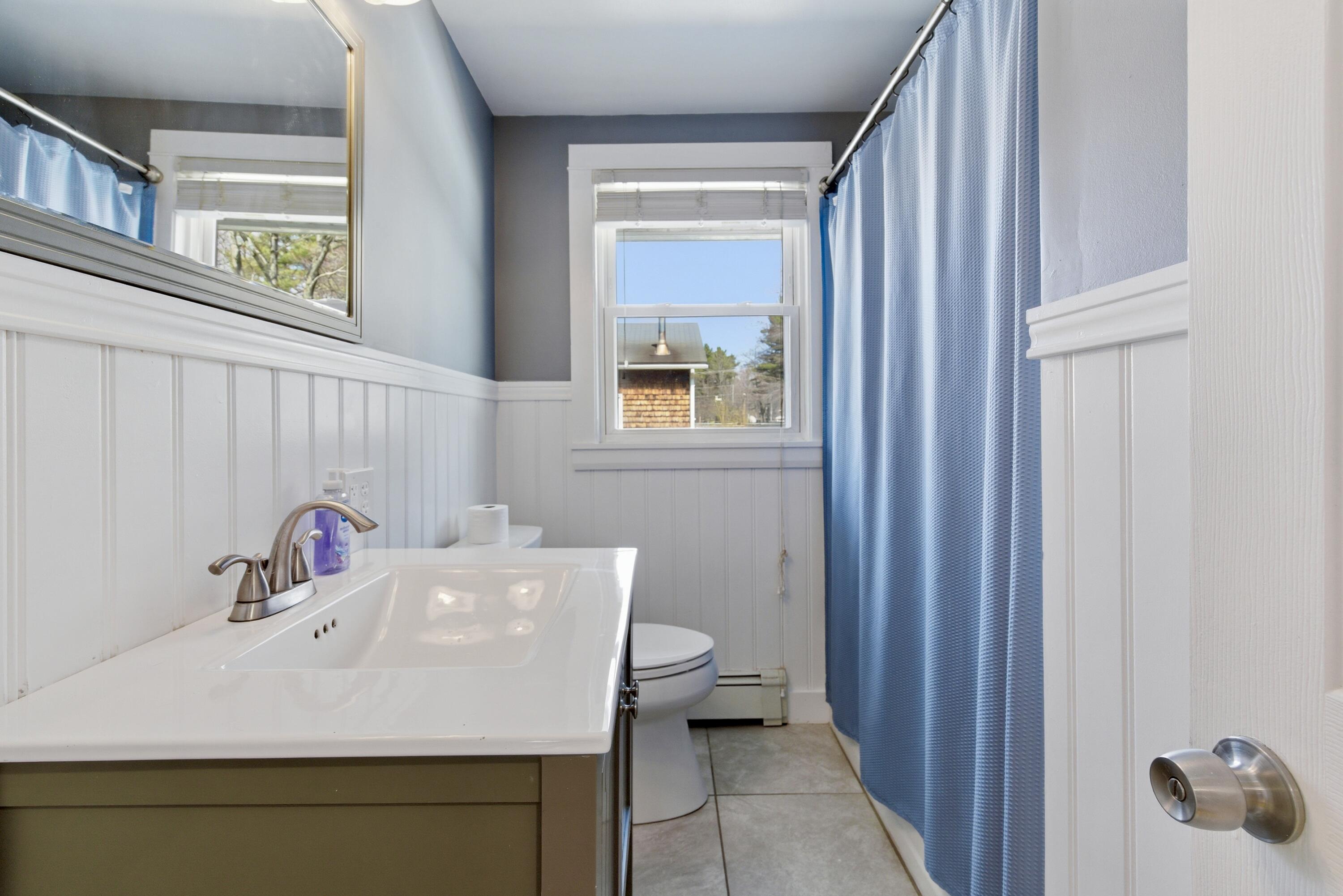 7 Sunset View Street, Gray, ME, 04039