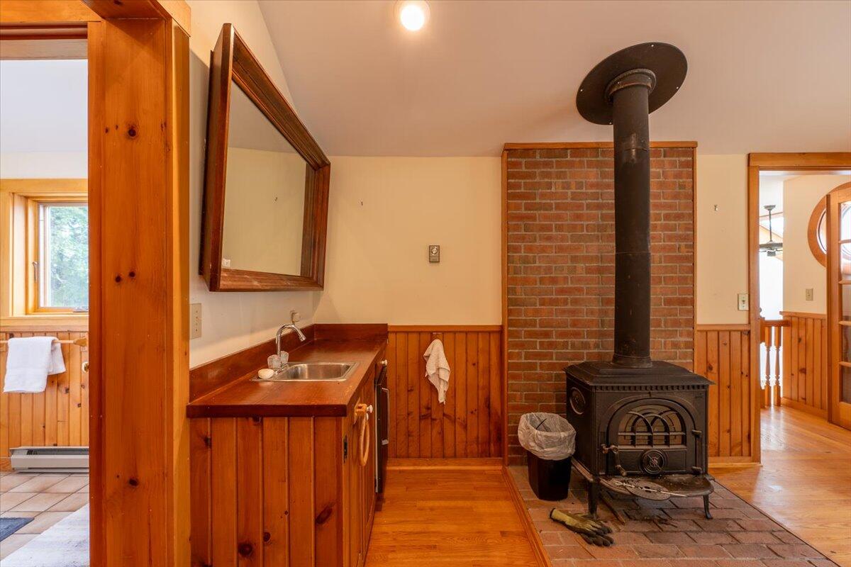 391 Main Road, Islesboro, ME, 04848