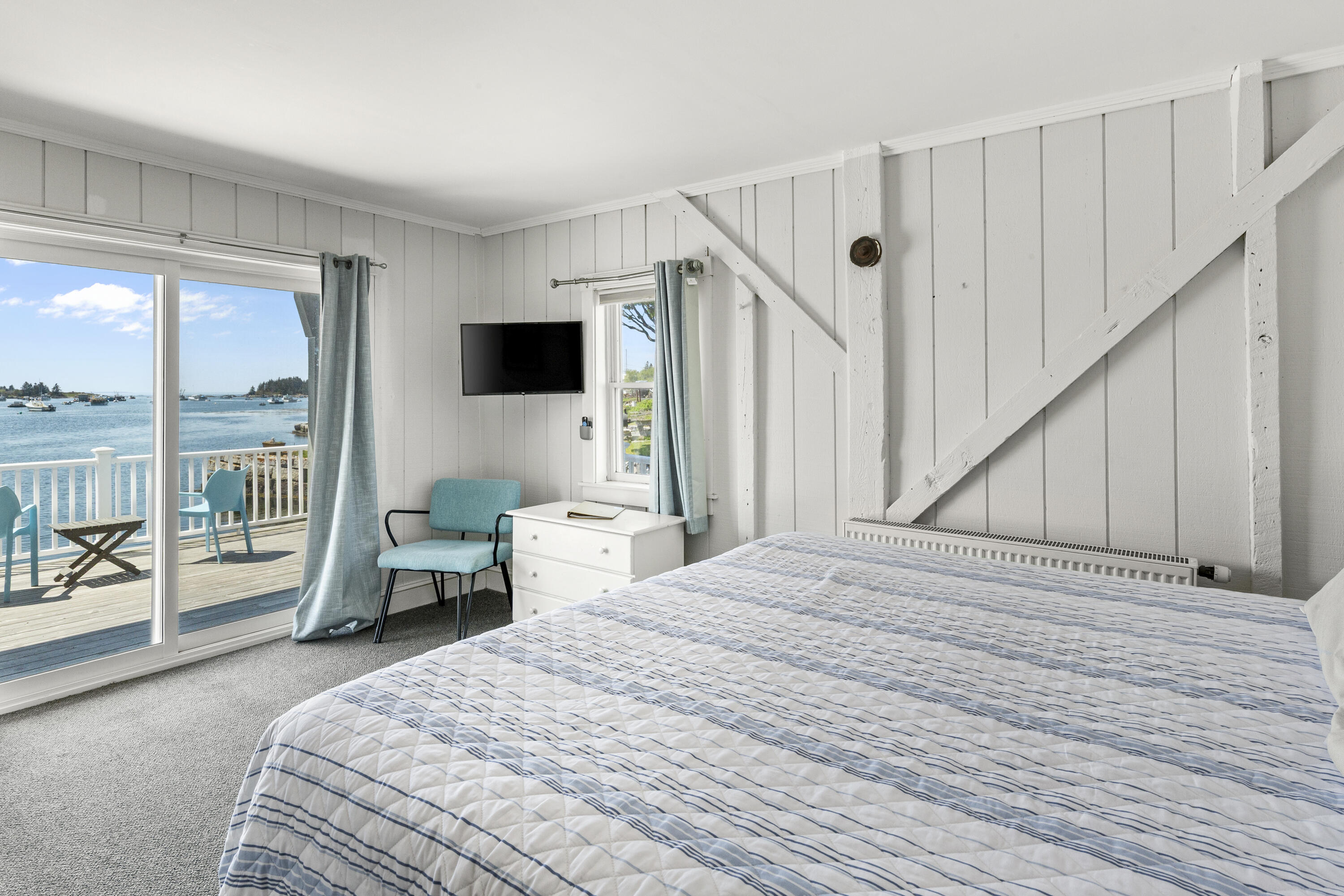 15 Main Street, Vinalhaven, ME, 04863